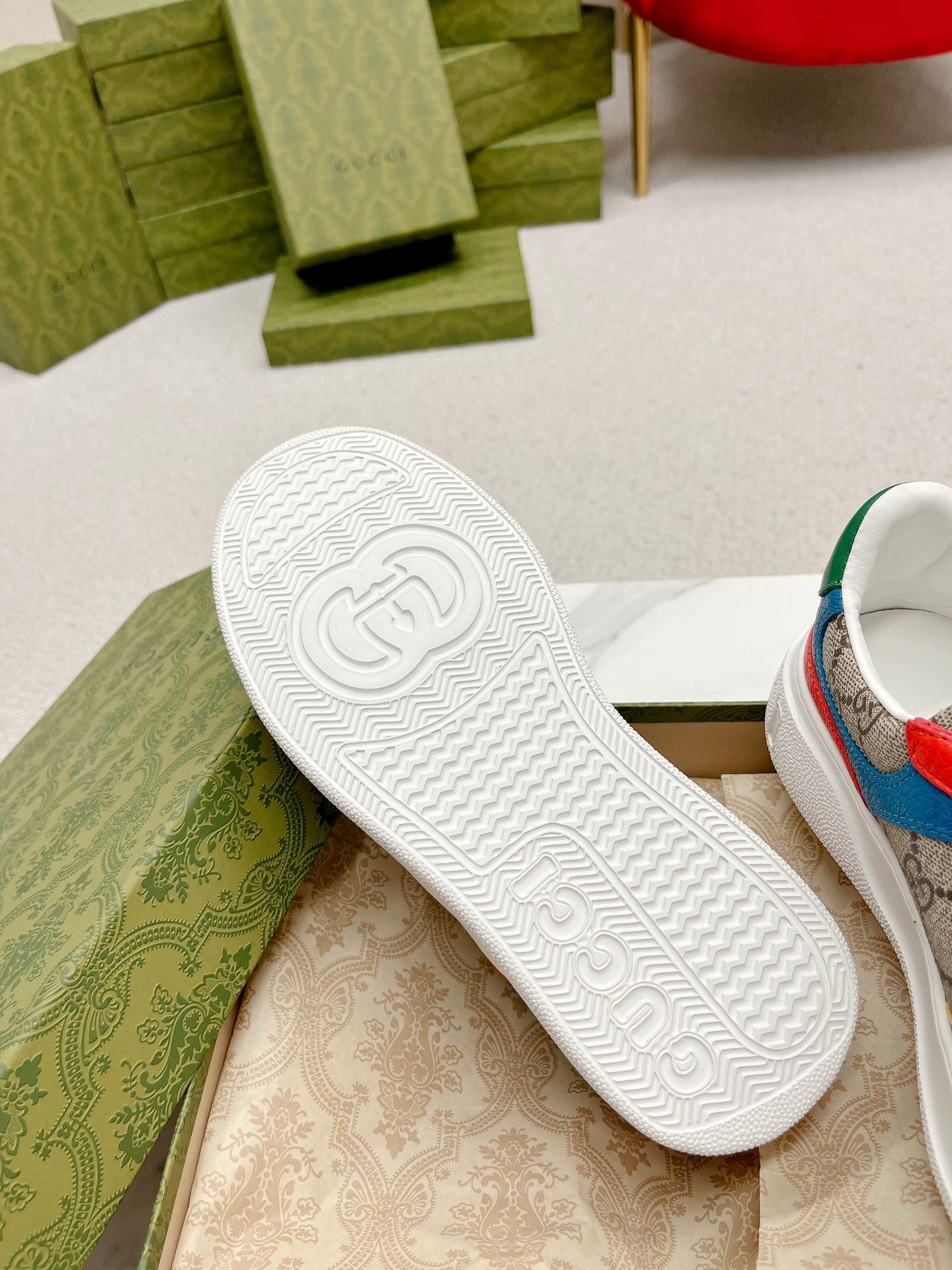 GG TRAINER LIGHT BROWN AND CANDY CALFSKIN