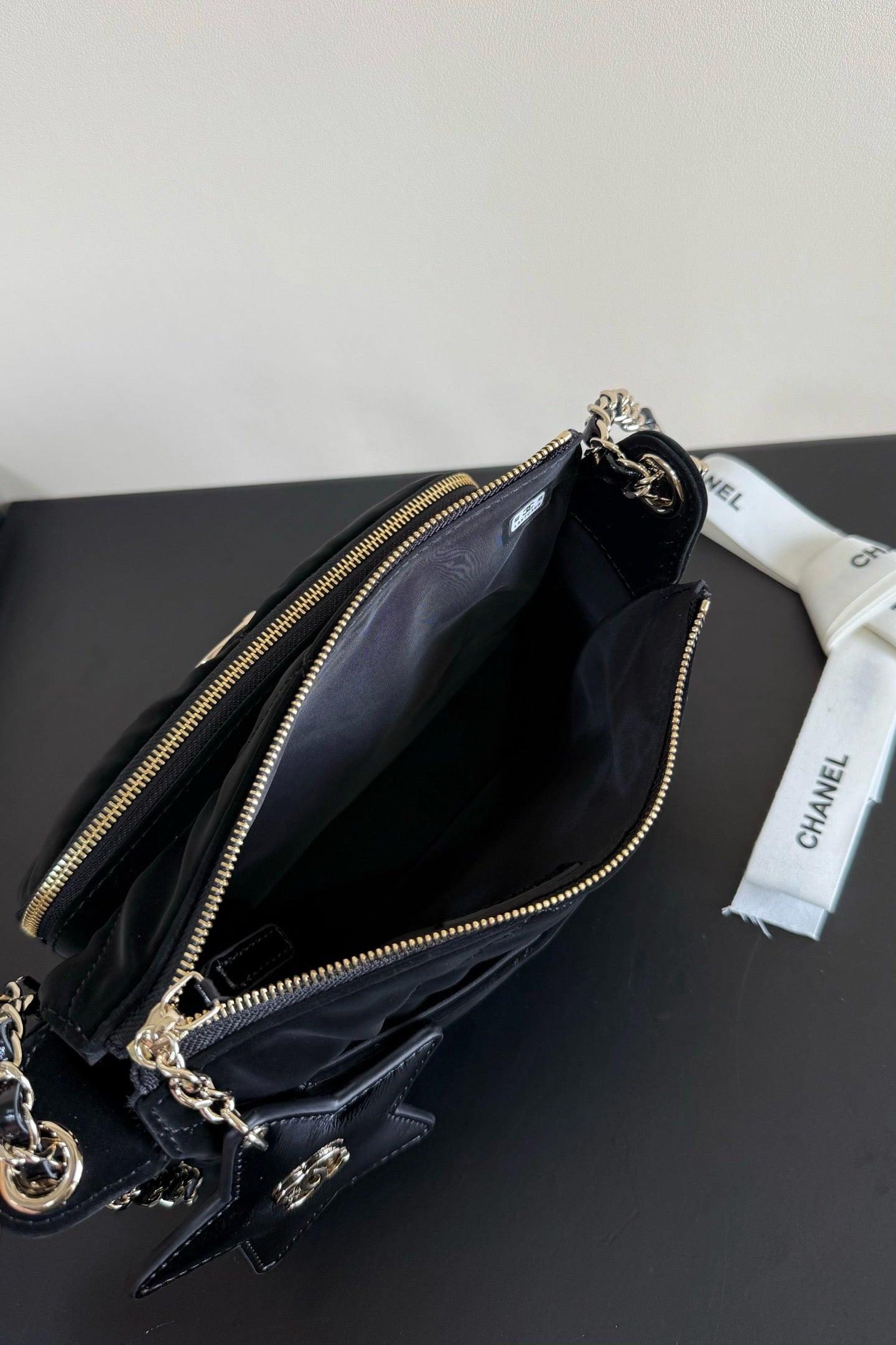 CC 25/56 Small Zipped Case Black Velvet GHW