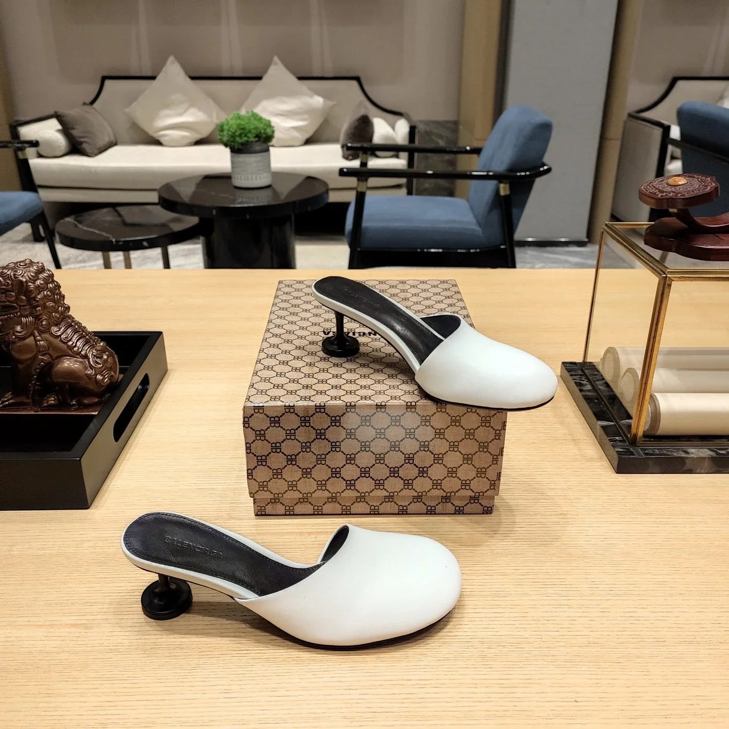Balenciaga 26s Buckle Flats Sandals Cowhide