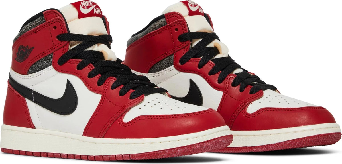 Air Jordan 1 Retro High OG Chicago Sneakers - Signature Series