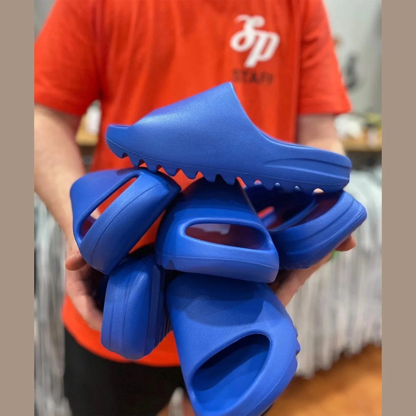 YEEZY SLIDES 'BLUE'
