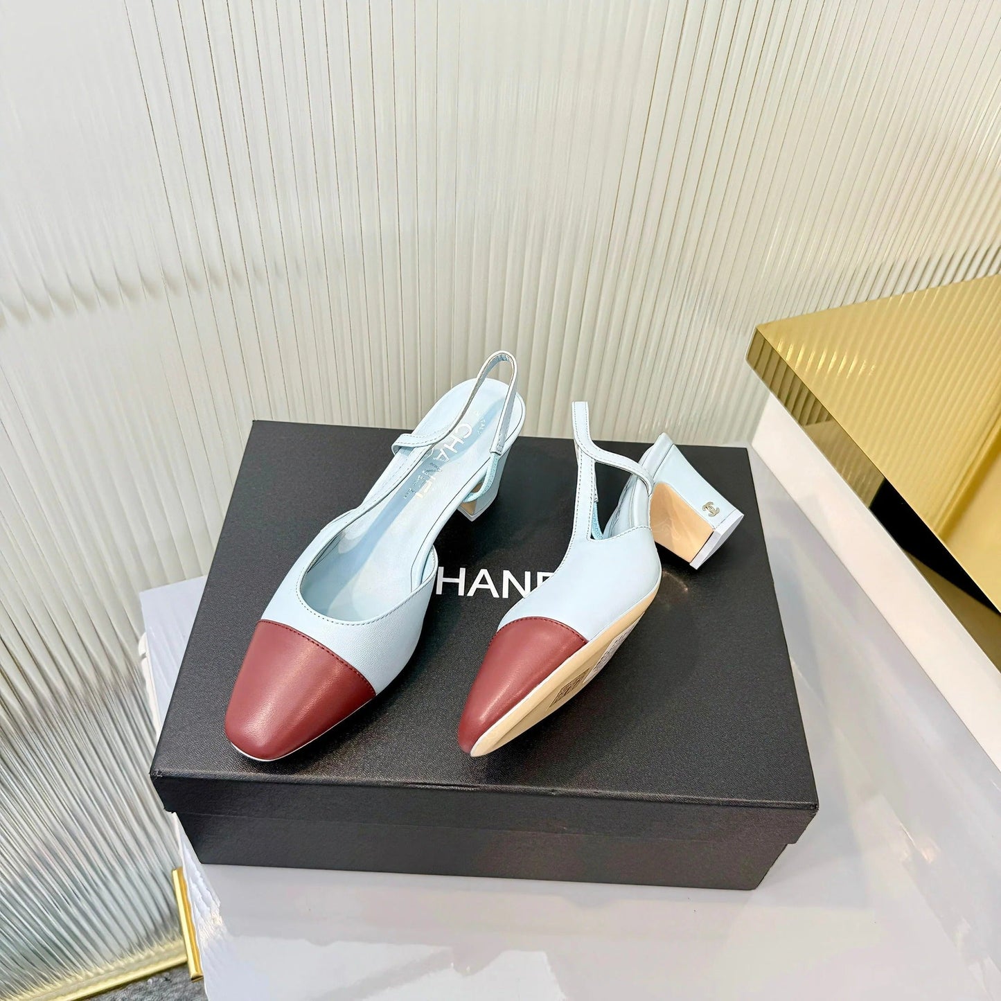 CC 26 Slingback High Heel 6.5cm Light Blue Burgundy Lambskin 714019