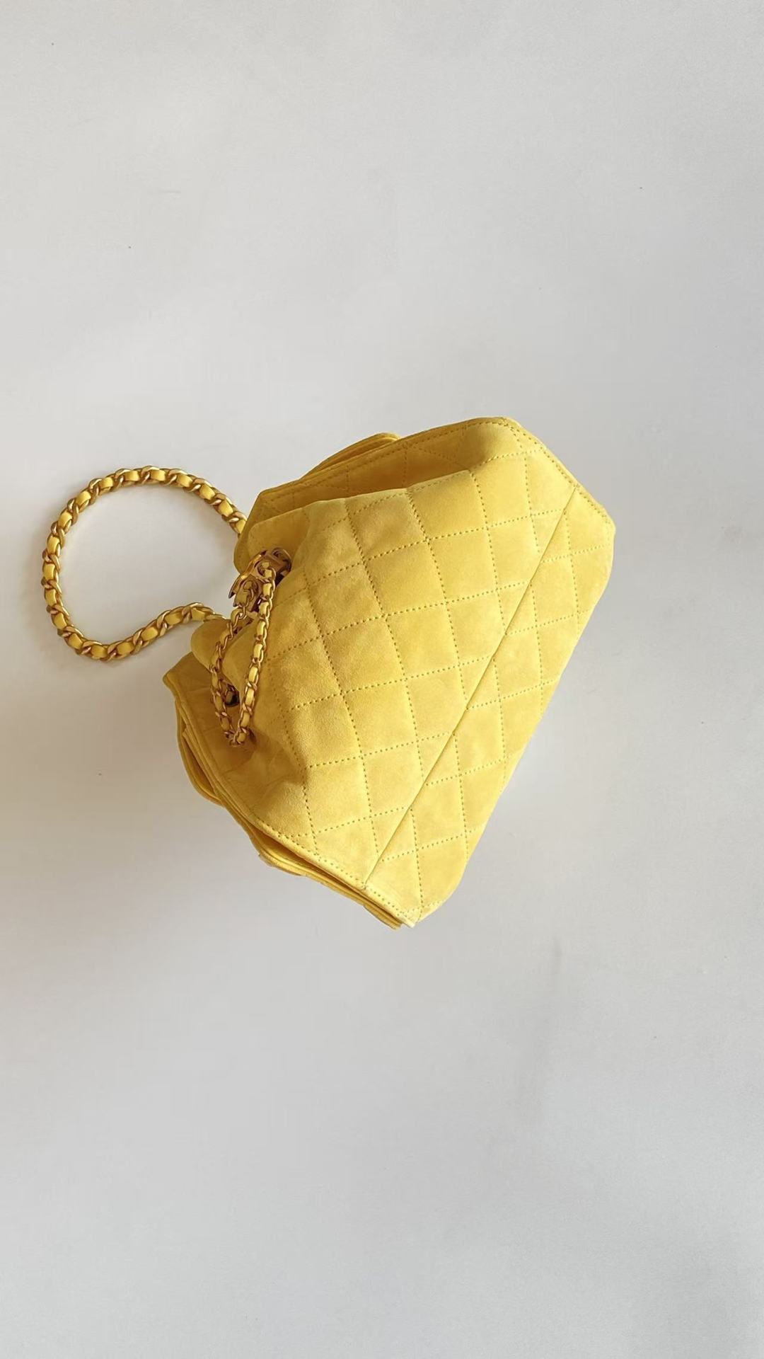 Chanel 25 Hobo Bag 22cm Yellow Gold Suede