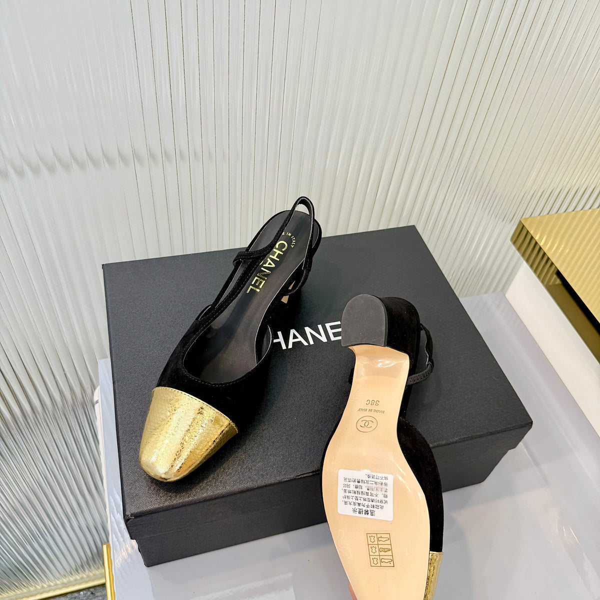 CC 26 Slingback High Heel 6.5cm Gold Black Suede 714020