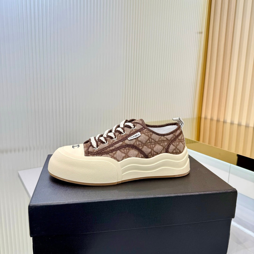 CC 26s Biscuit Shoes Brown White Sheepskin Denim 927709