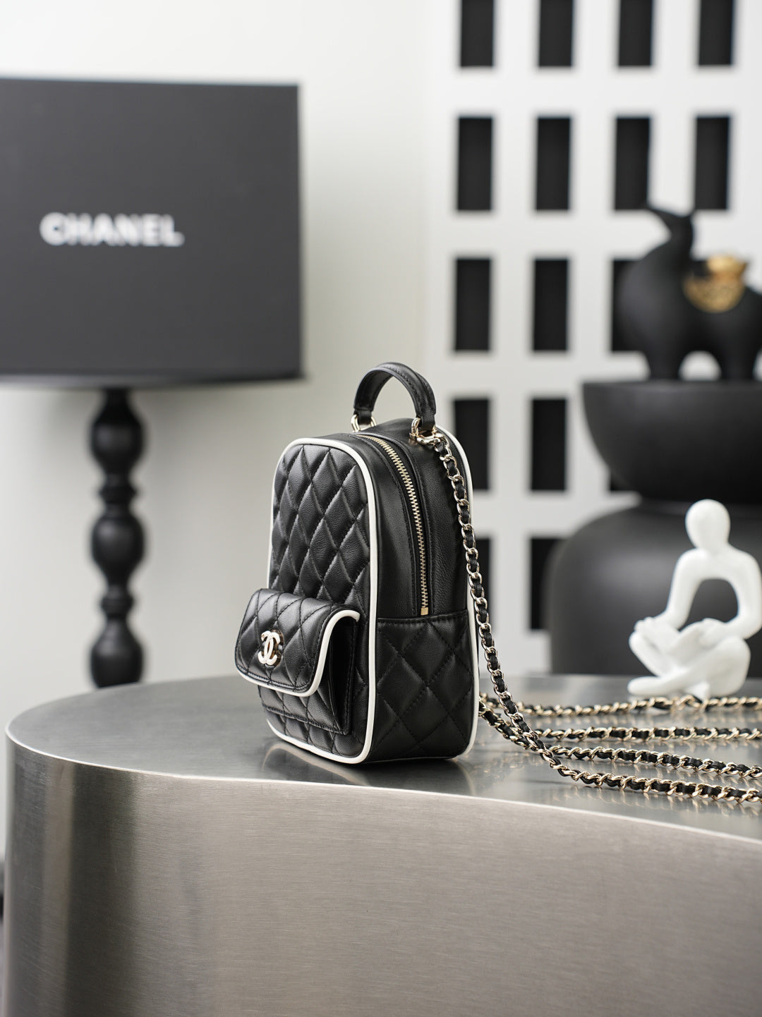 CC 𝑨𝑷𝟑𝟕𝟓𝟑 Mini Backpack Black Lambskin