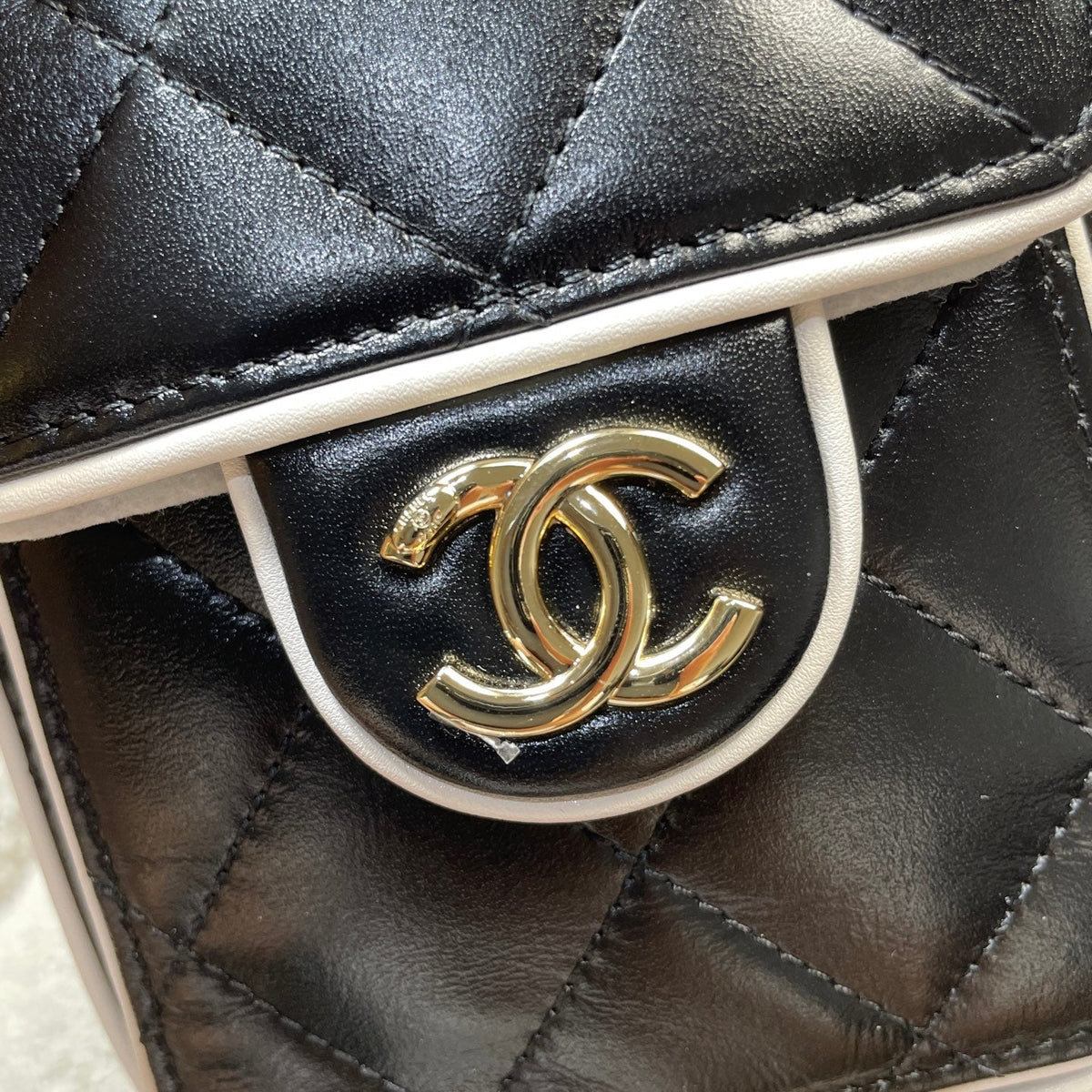 CC 25 Mini Handbag 22cm Black White Quited Lamnskin