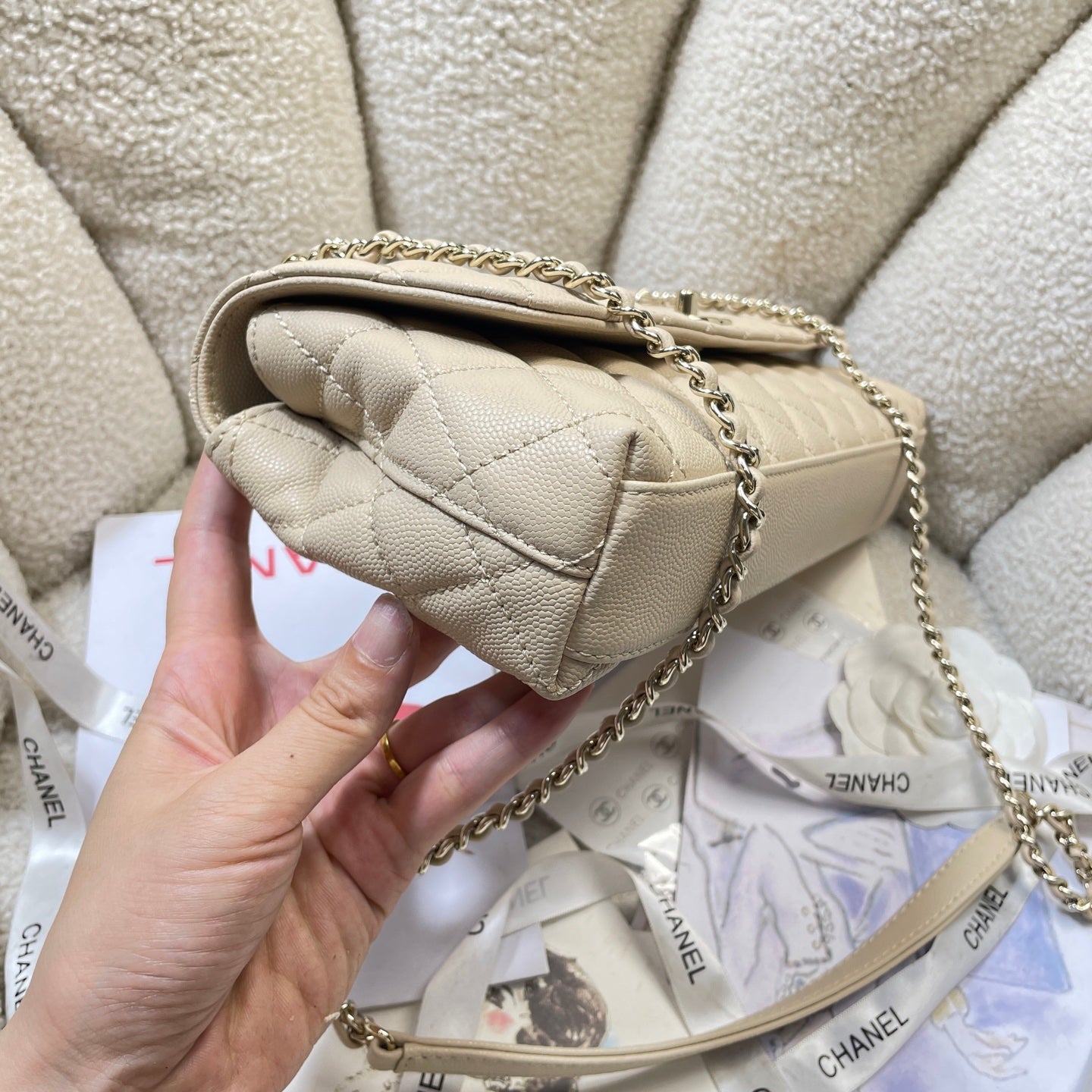 CC 26P Horizontal Coco Handle 32cm Beige Quited Caviar Leather