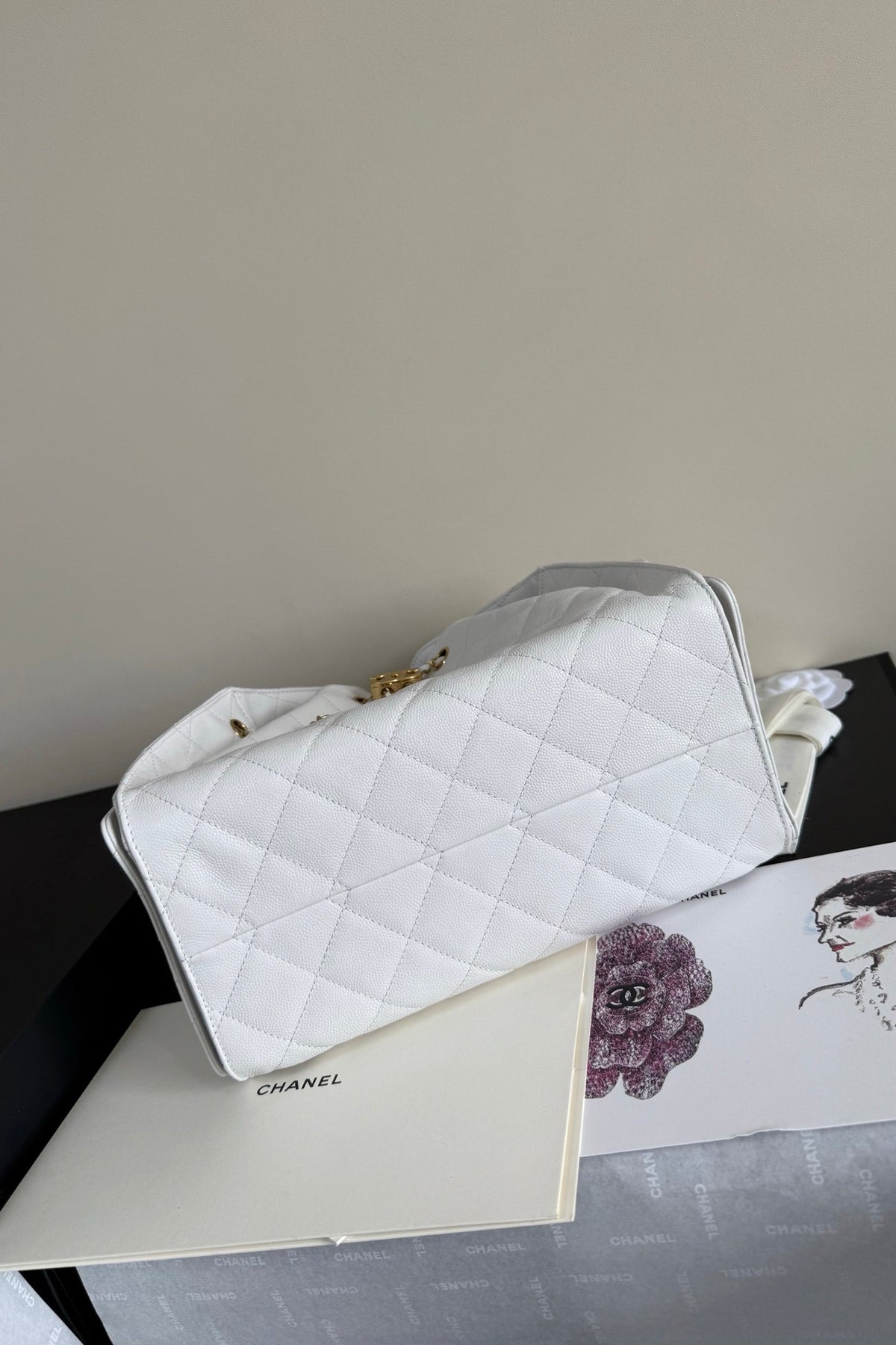 CC 25 Hobo Bag 26cm White Grained Calfskin Leather GHW 282485