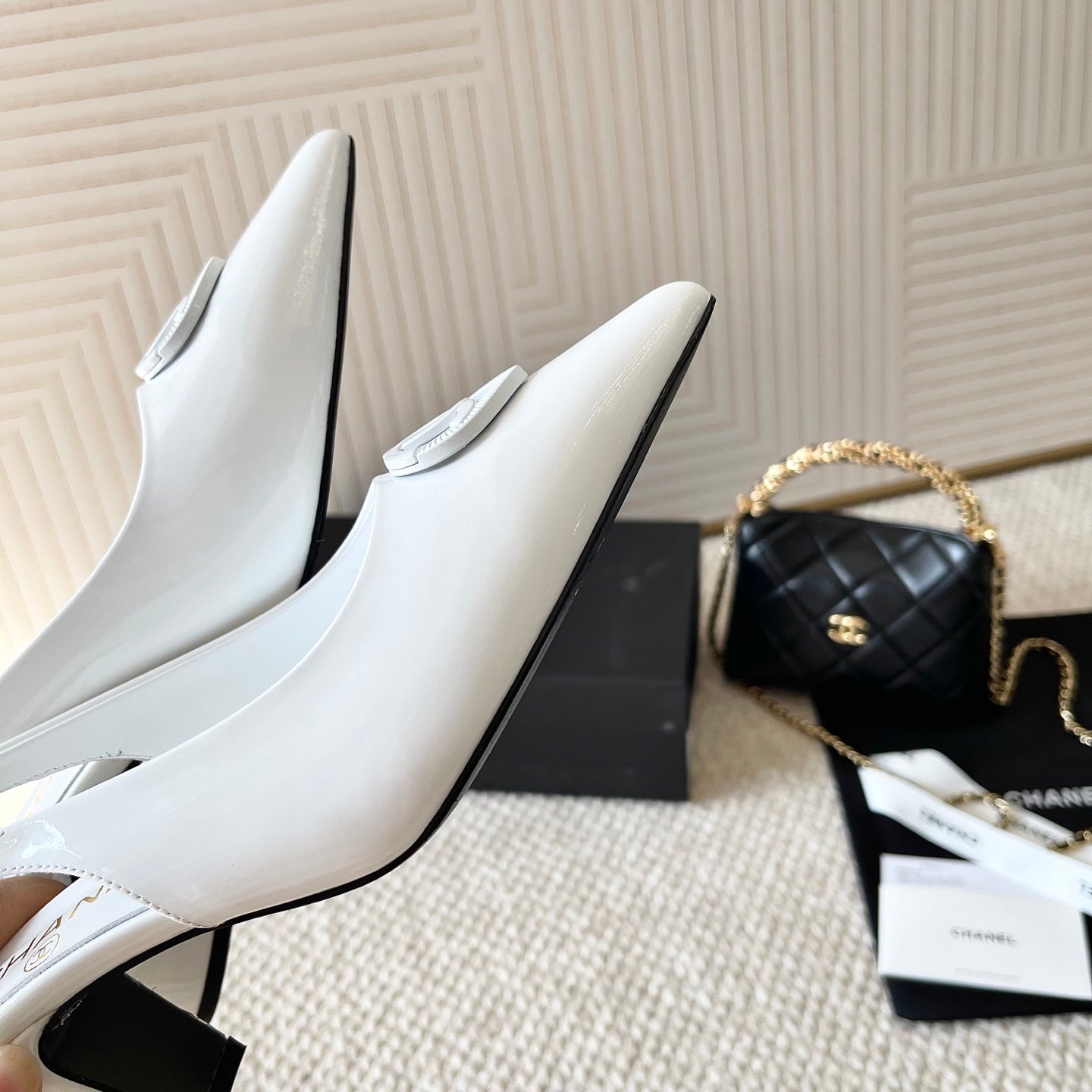 CC 26s Pointed-Toe Slingback White Patent Leather 787139
