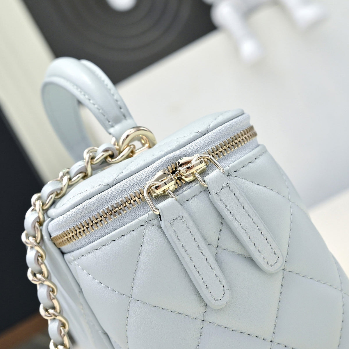 CC 26s Vanity Case Light Blue Pastel Quilted Lambskin 286287