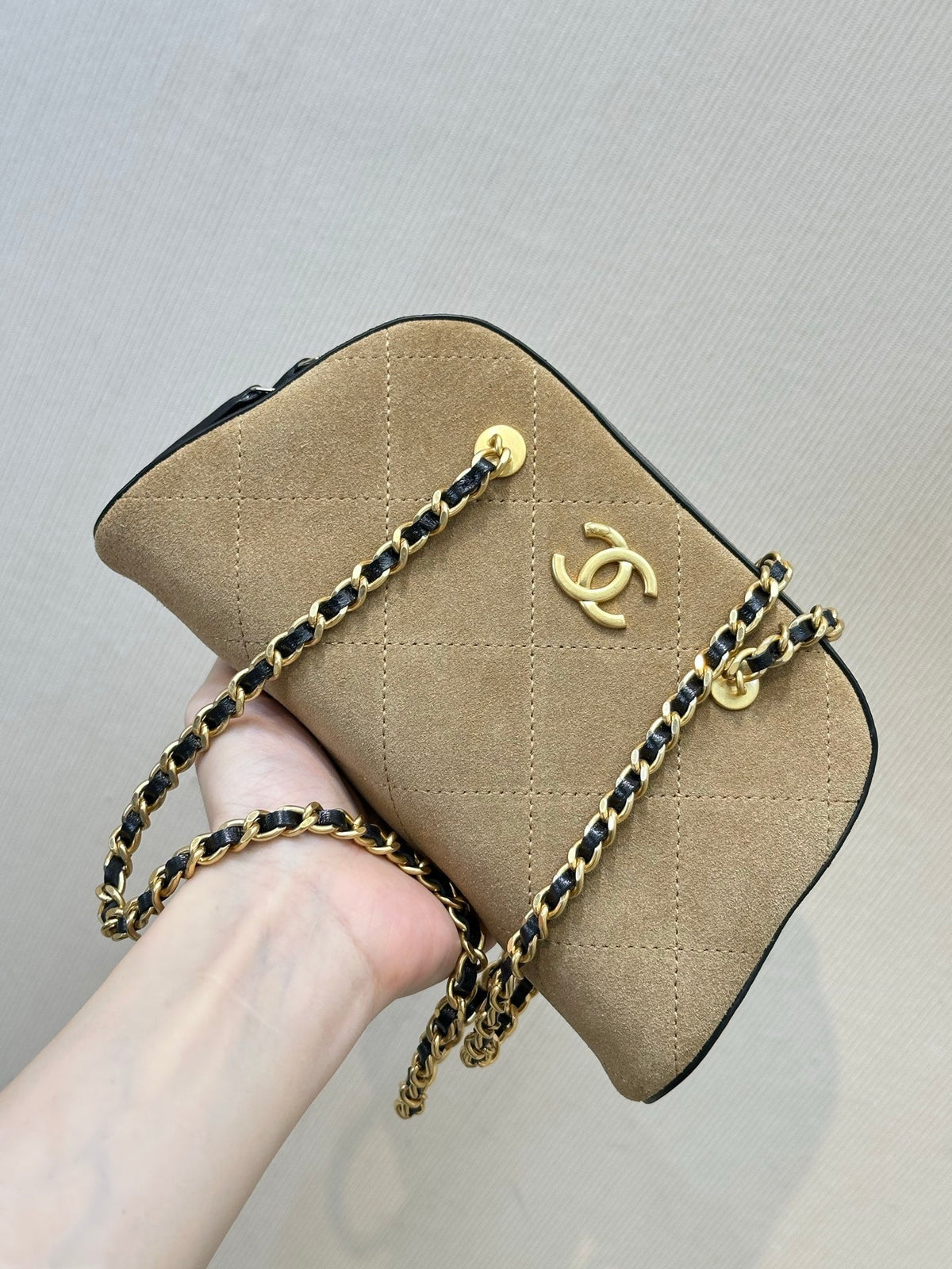 CC Pre-Collection 26s Clutch With Strap Khaki Suede