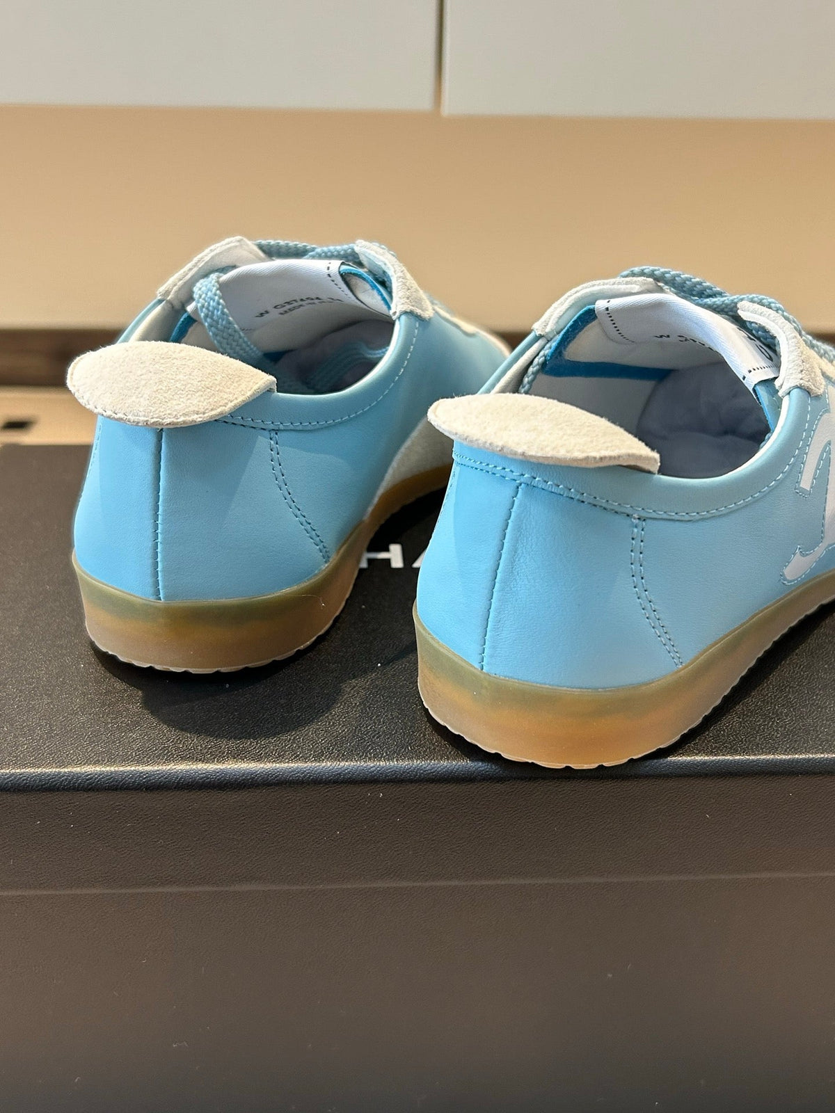 CC 26s Trainers White Blue Calfskin & Suede 618694