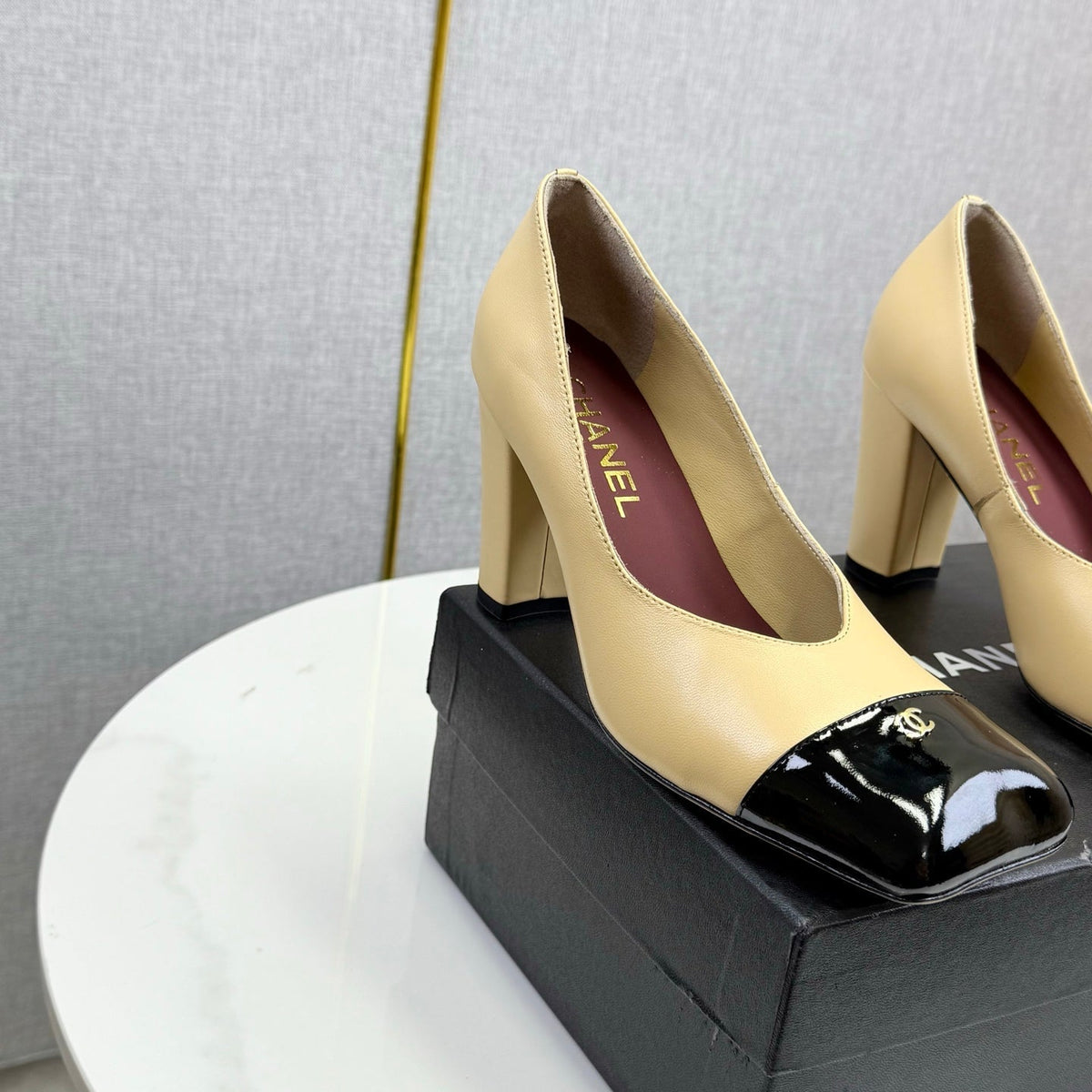 CC Square Toe Slingback Black Beige Sheepskin Patent Leather 541129