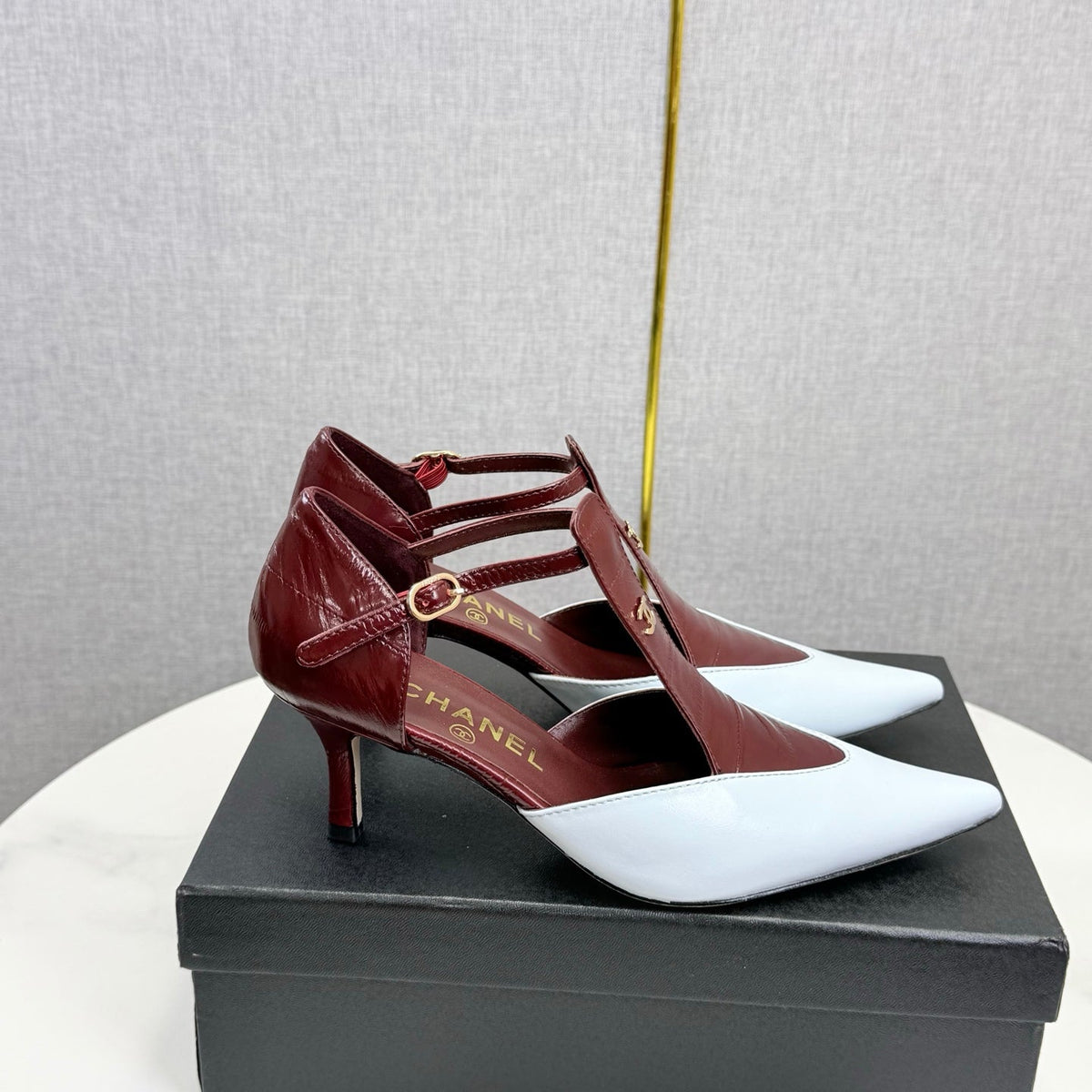 CC T-Strap Kitten Heels White Brown Sheepskin 619977