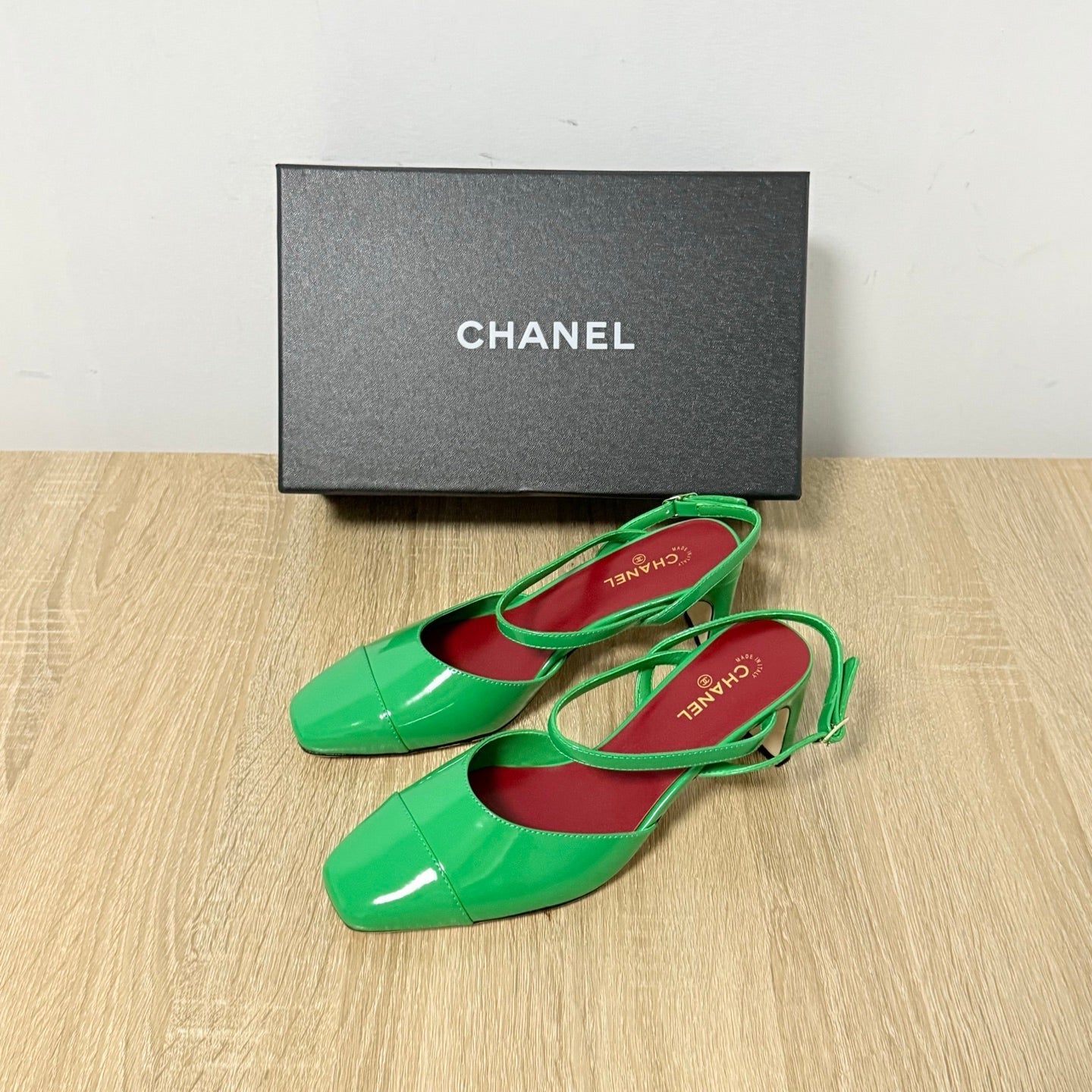 CC Métiers d’art 2026 Slingbacks 6.5cm Green Patent Calfskin 865643