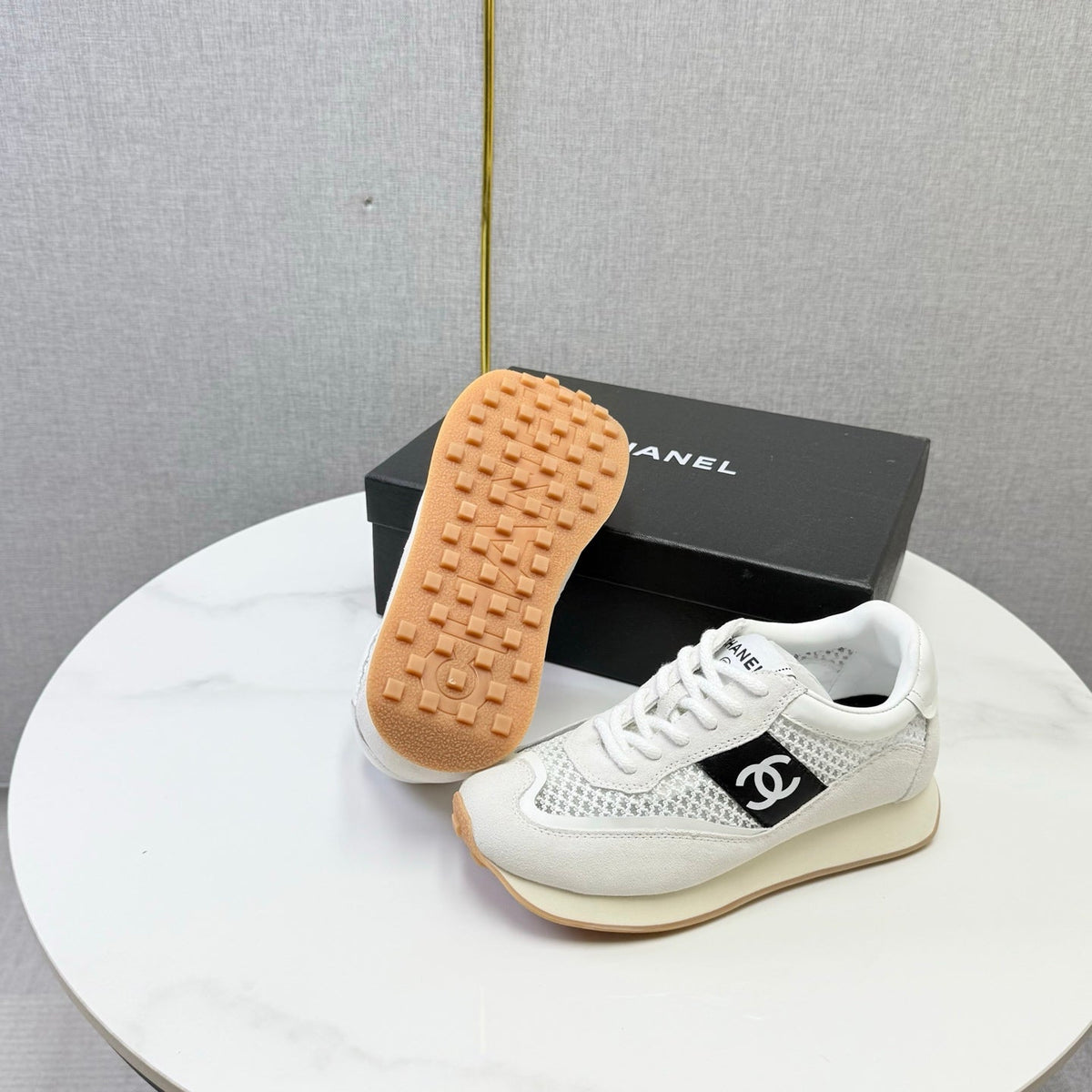 CC 26s Trainer Sneakers White Mesh Suede 865802