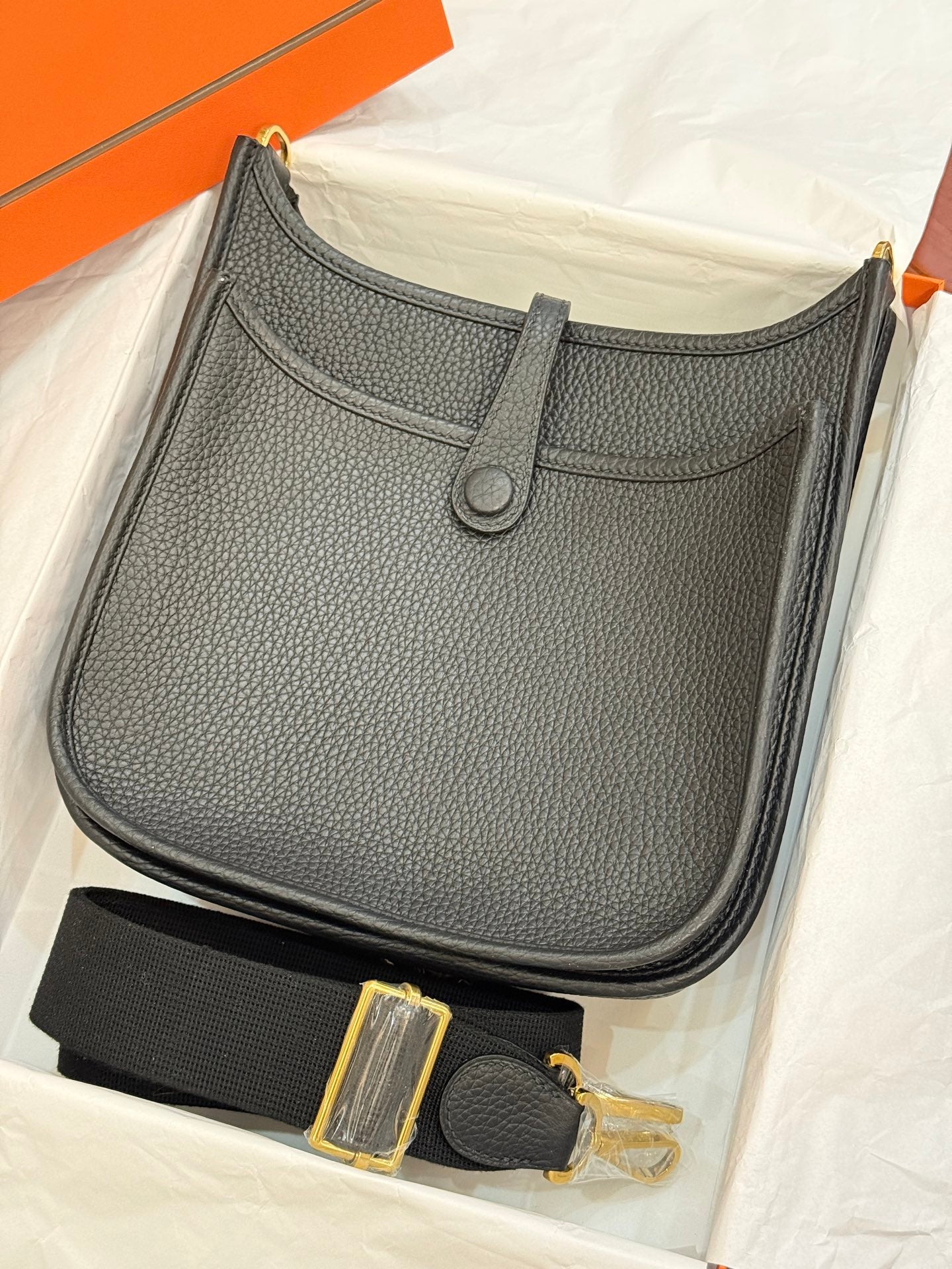 HM Evelyne 23cm Black Togo Leather 281207