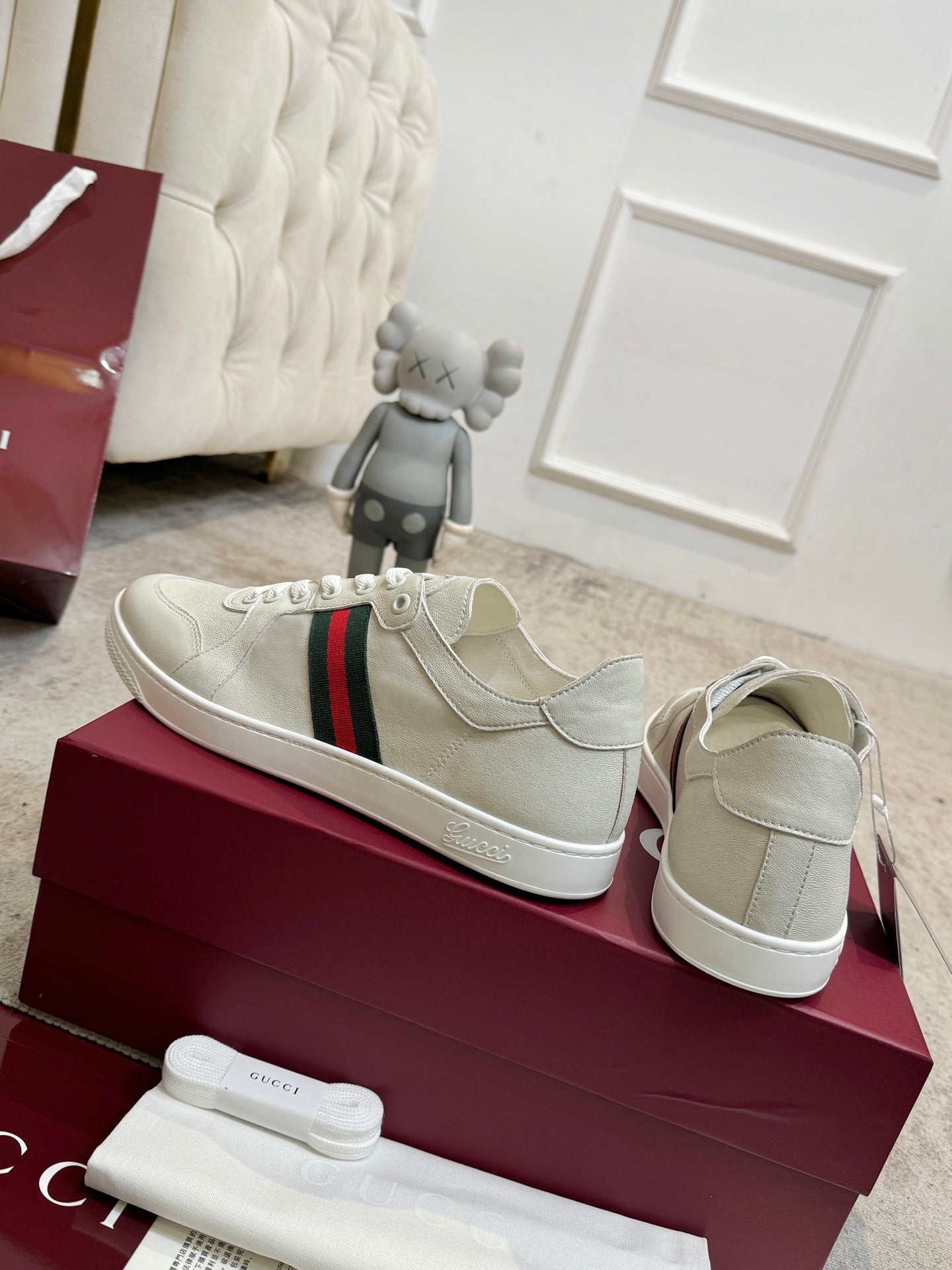 GG Stretch Low-Top Trainers White Leather 824427