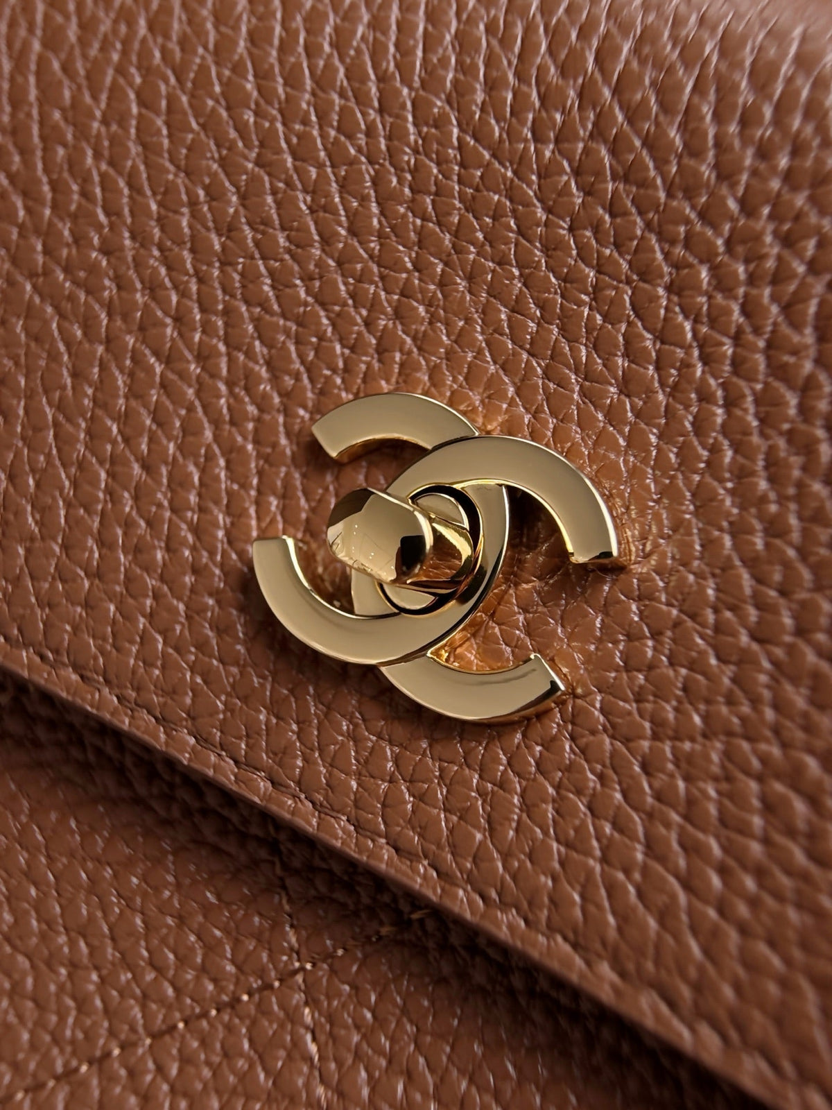 CC 26s Small Shopping Bag Brown Calfskin 143386