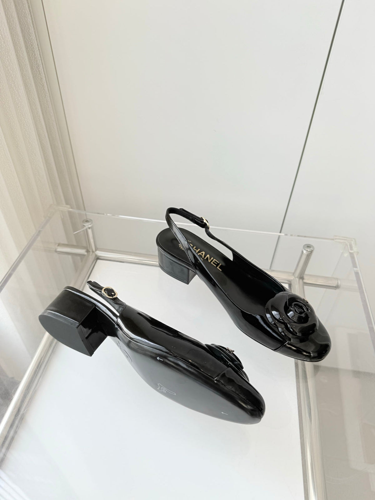 CC 26s Slingback Floral 3.5cm Black Patent Leather 597414