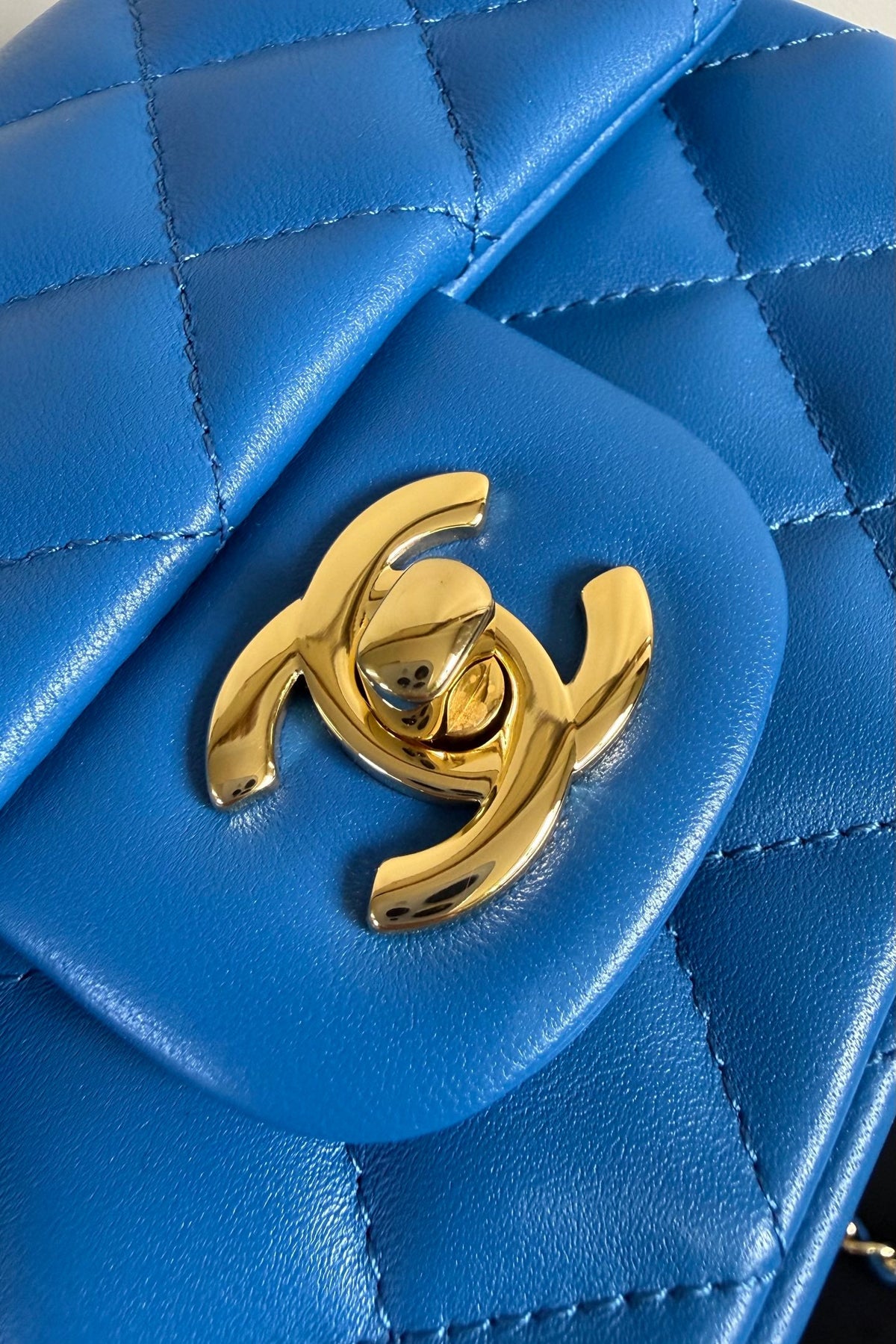 CC Flap Bag 17cm Cobalt Blue Sheepskin GHW 284816