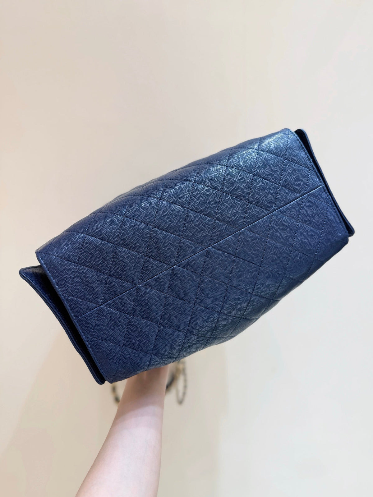 CC 25C Hobo Bag Large 40cm Navy Blue Caviar GHW 290184
