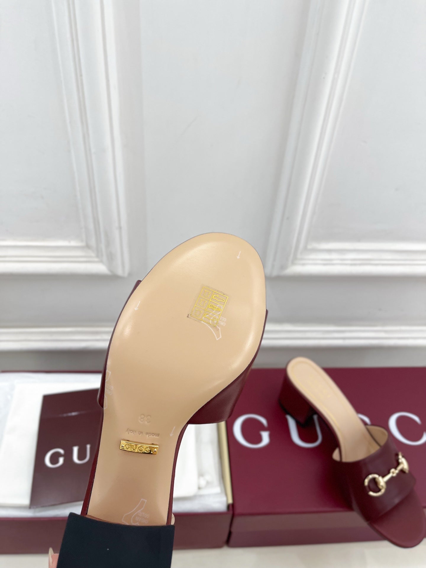 GG 26s Slide Sandal 5.5cm With Horsebit Burgundy Leather 640292
