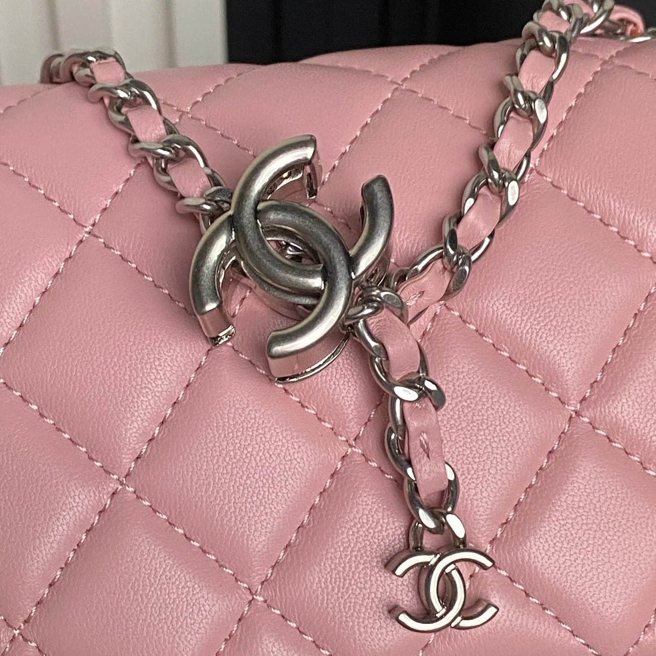 CHANEL 25S FLAP BAG 23 IN LIGHT PINK CALFSKIN SILVER HARDWARE