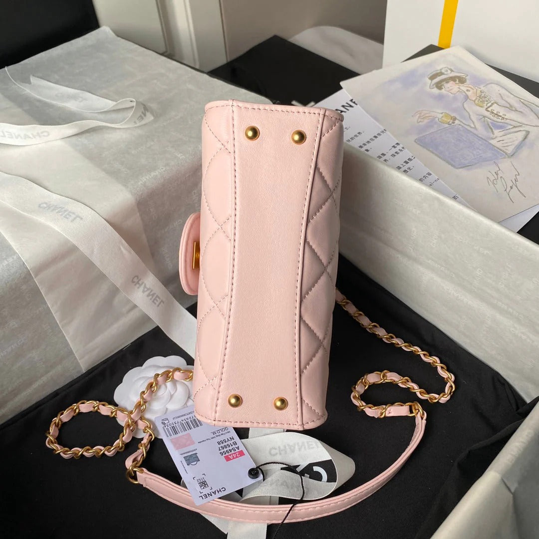 CC 25S FLAP BAG 18 CM IN LIGHT PINK LAMBSKIN WITH TOP HANDLE