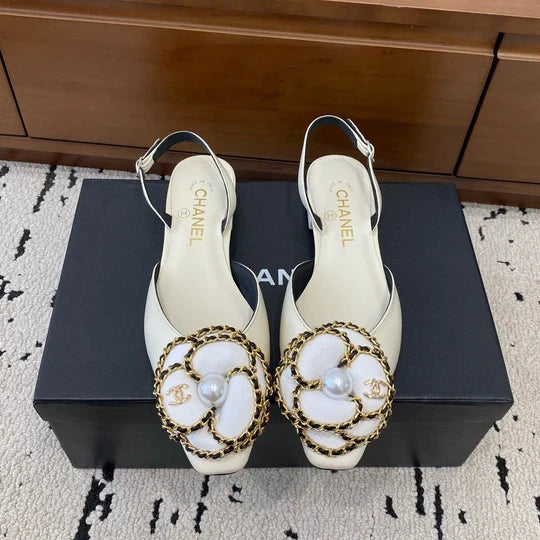CC Classic Camellia Flat Slingback White Leather 729343