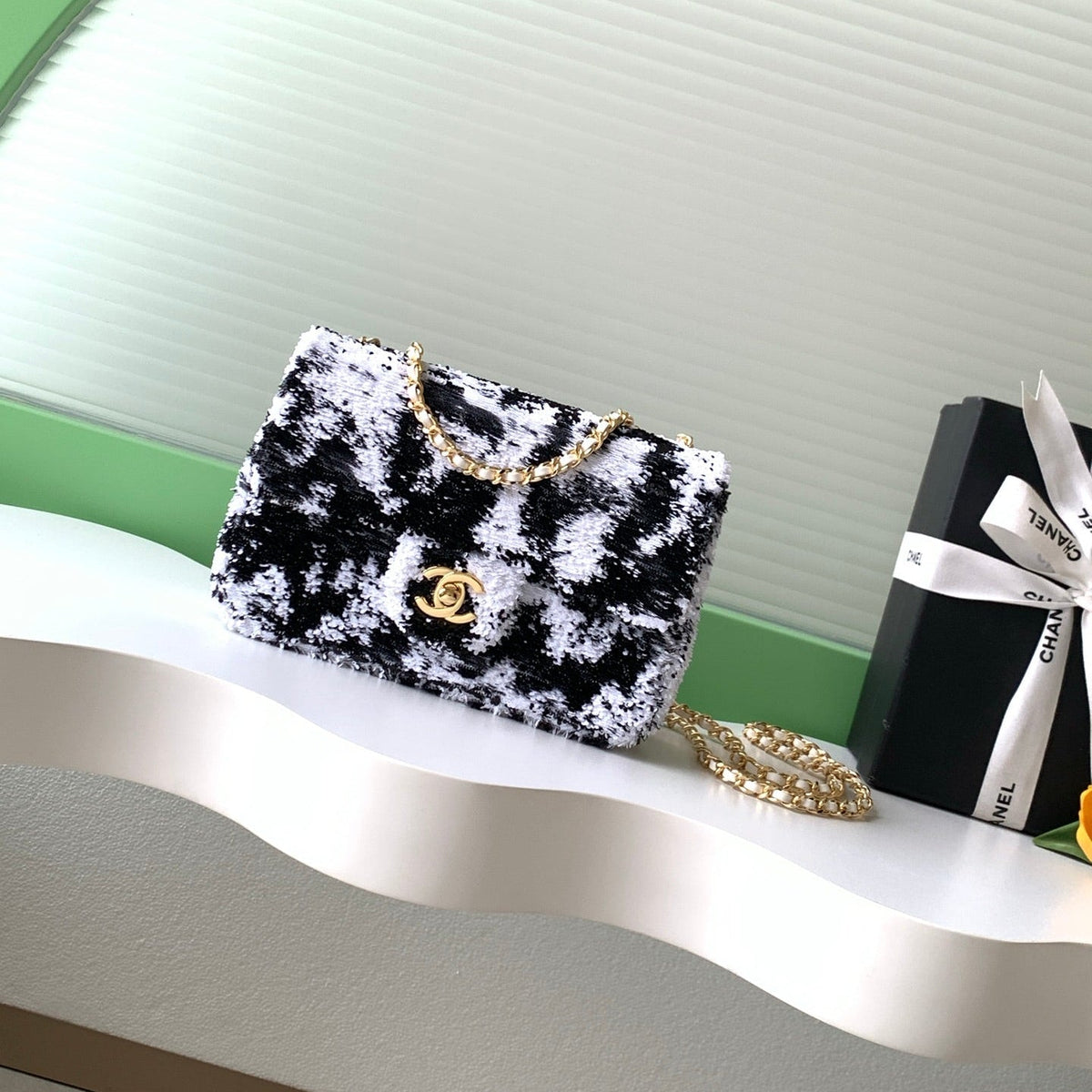 CC Flap Bag 21cm White Black Sequin Gold Hardware 157764