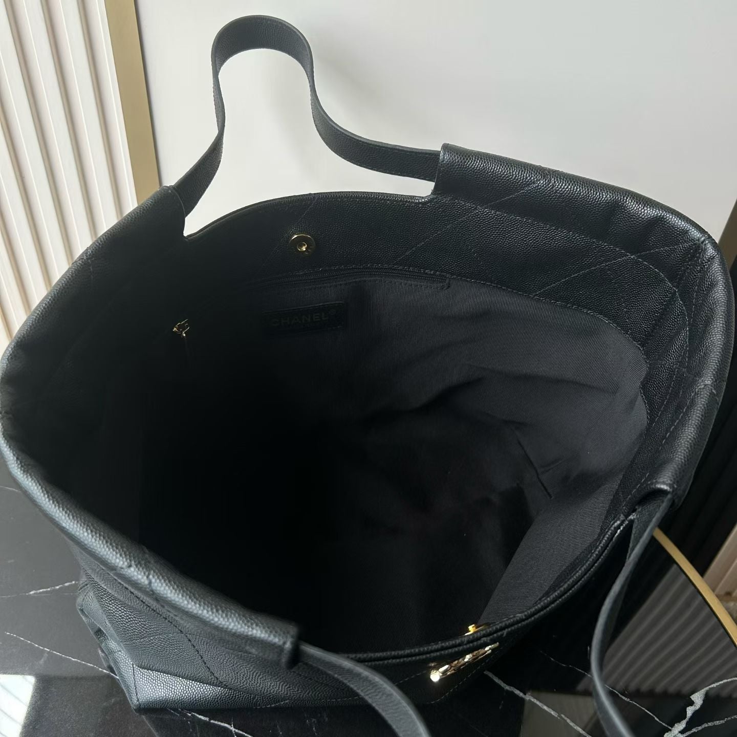 CC 26P Preppy Tote Bag 30cm Black Grained Calfskin