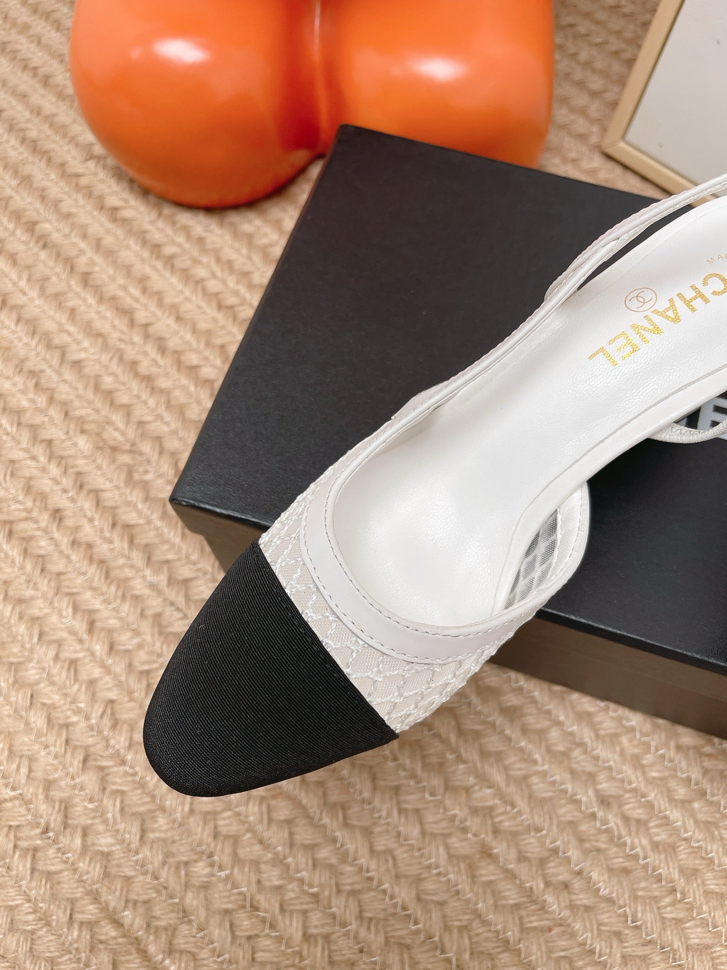 CC Slingback Pumps White Black Mesh Fabric 854589