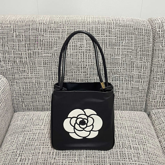 CC Vintage Tote Bag Embossed Camellia 25cm White Lettering Black Calfskin
