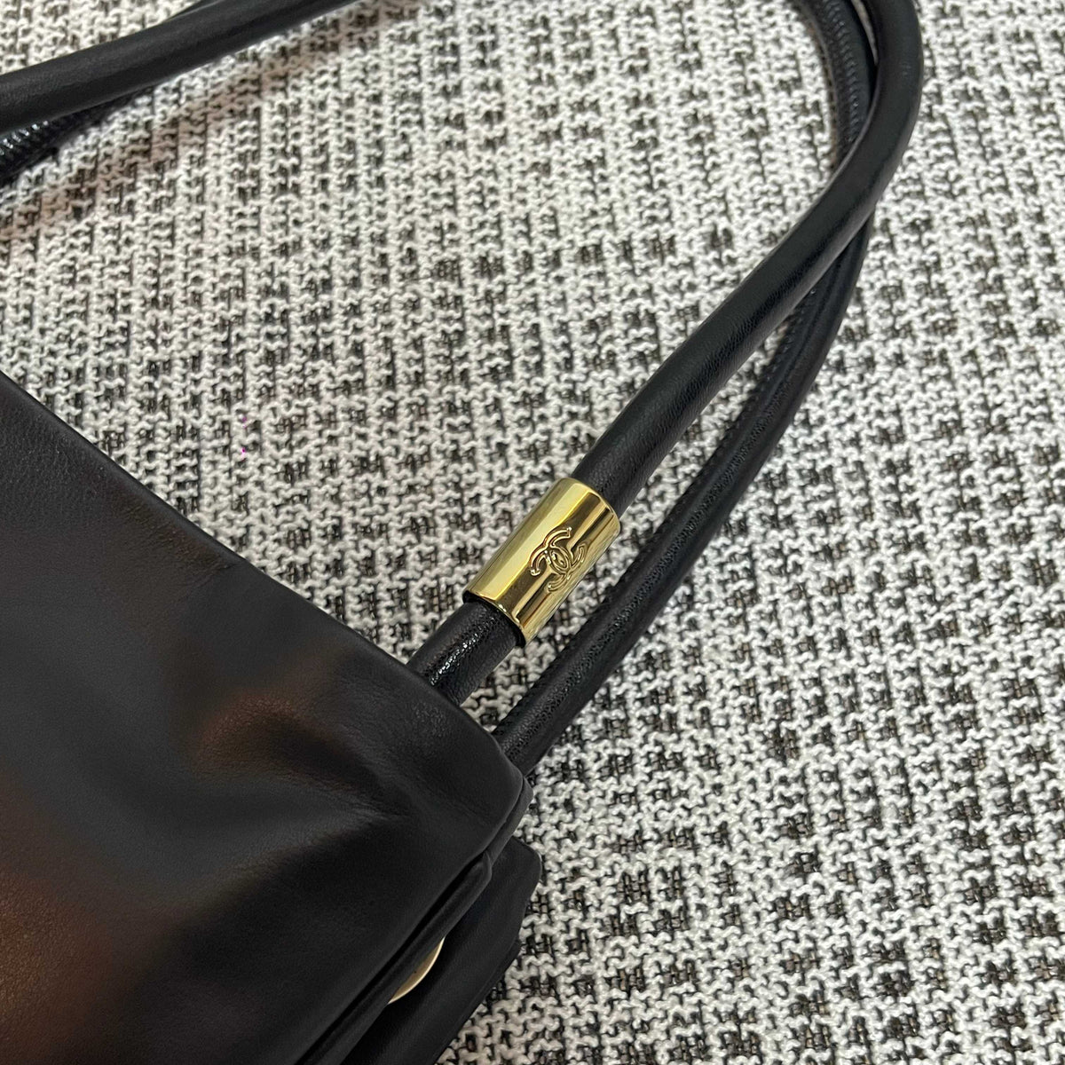 CC Vintage Tote Bag Embossed Camellia 25cm White Lettering Black Calfskin