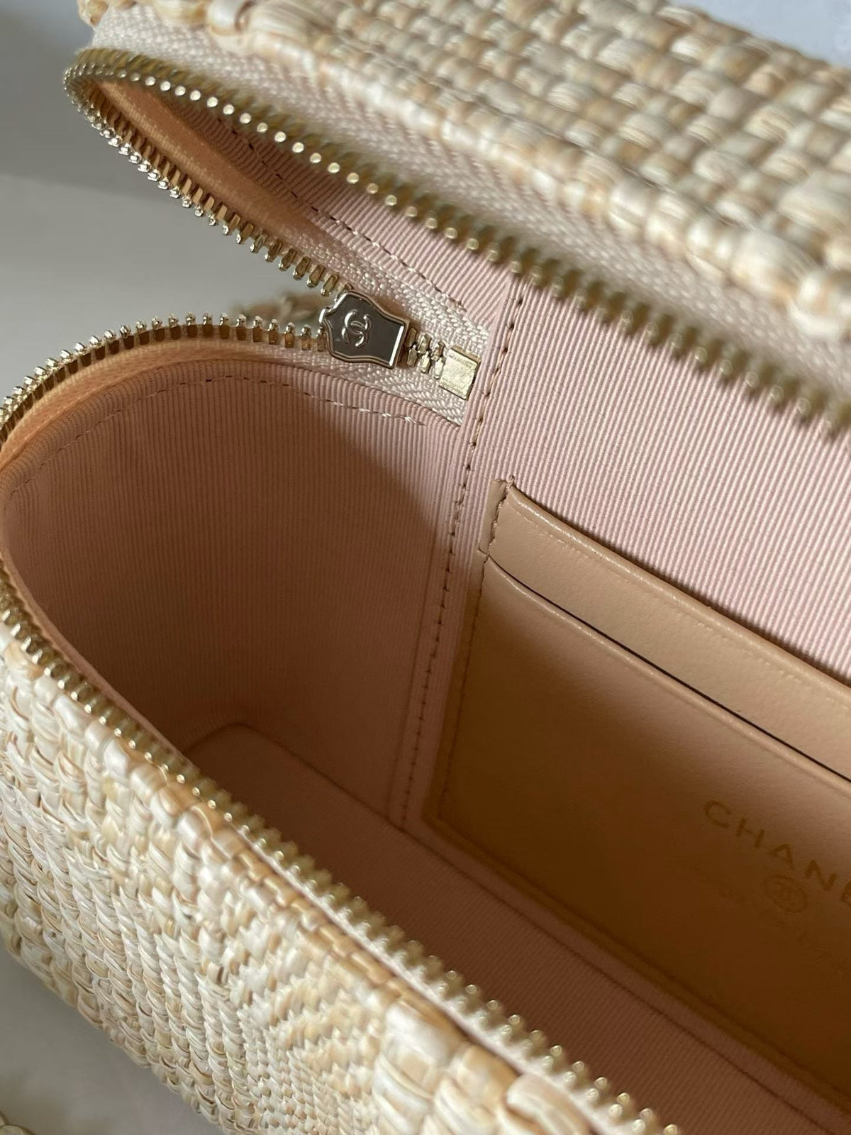 CC Vanity With Chain 17cm Beige Woven Raffia & Lambskin 292222