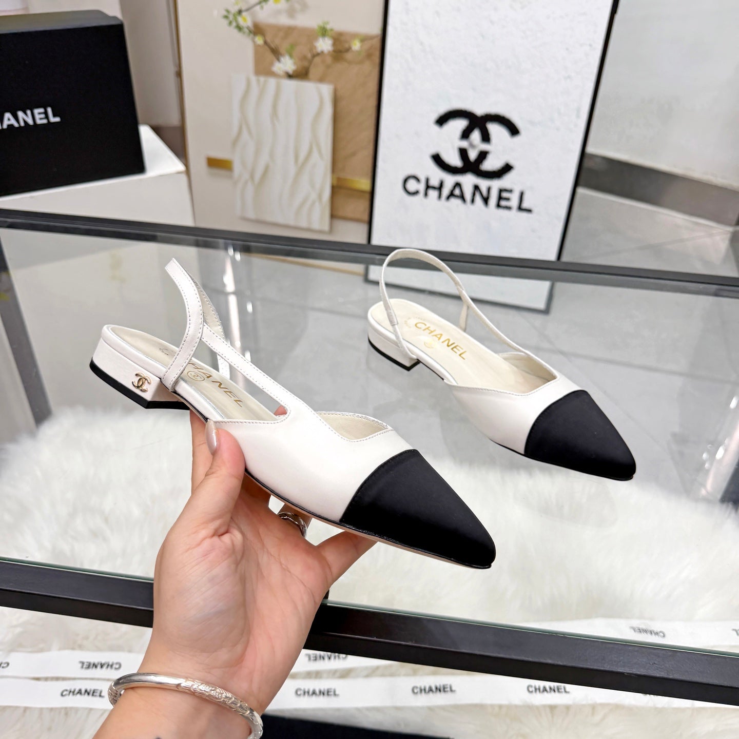 CC Slingback Flats White Cowhide Leather 873862