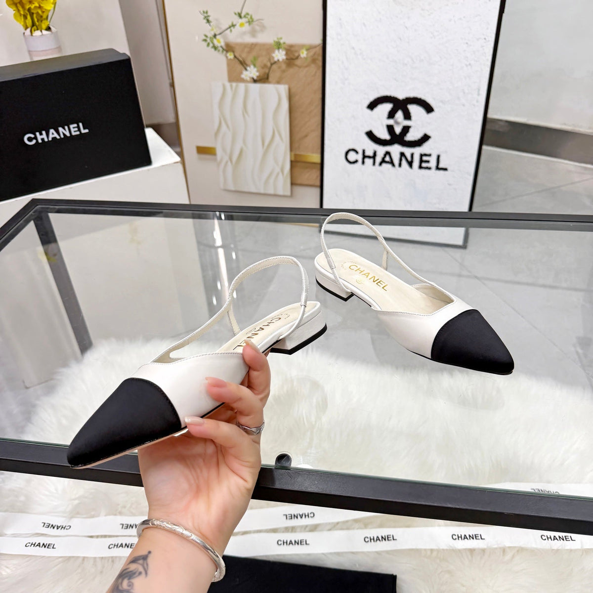 CC Slingback Flats White Cowhide Leather 873862