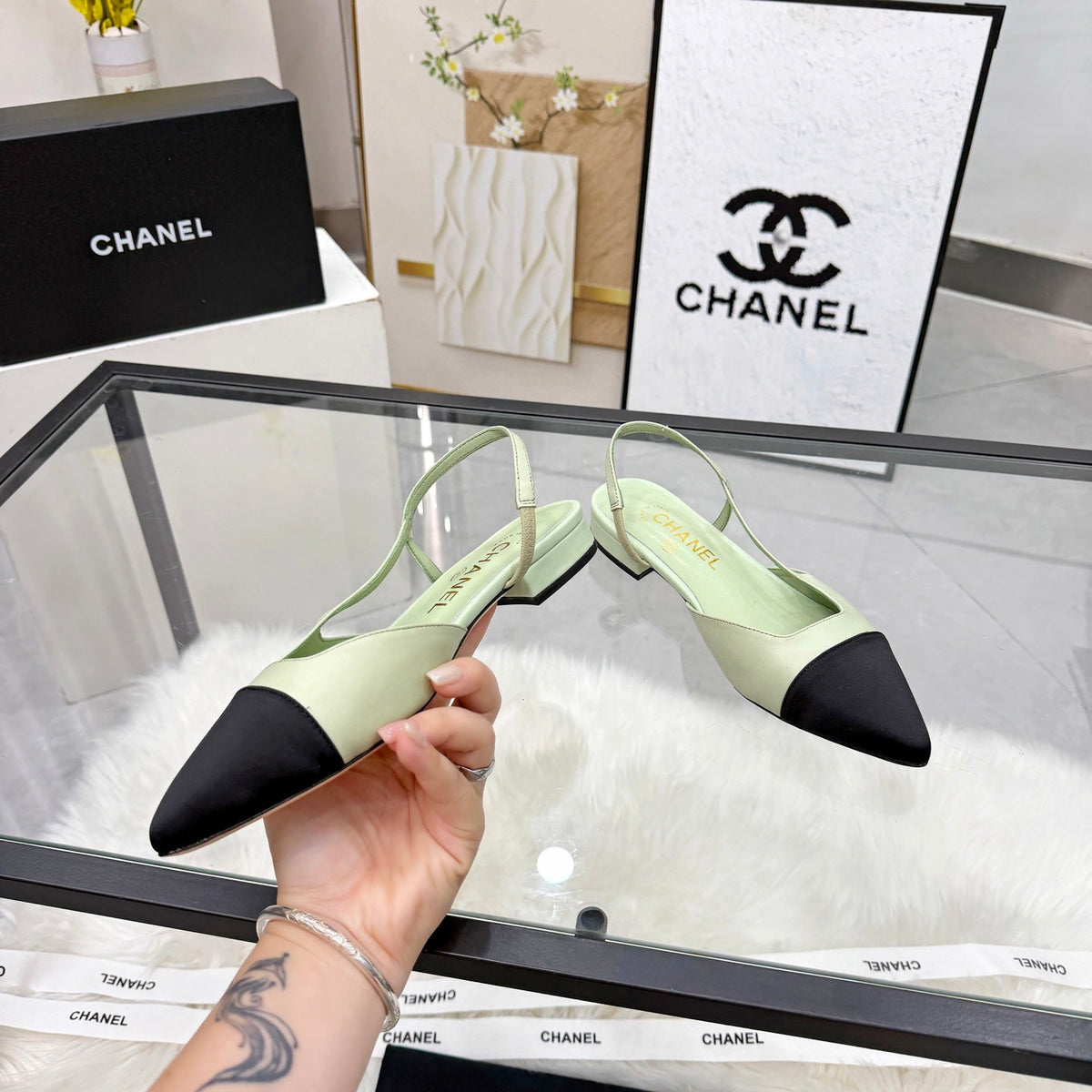 CC Slingback Flats Lime Green Cowhide Leather 873859