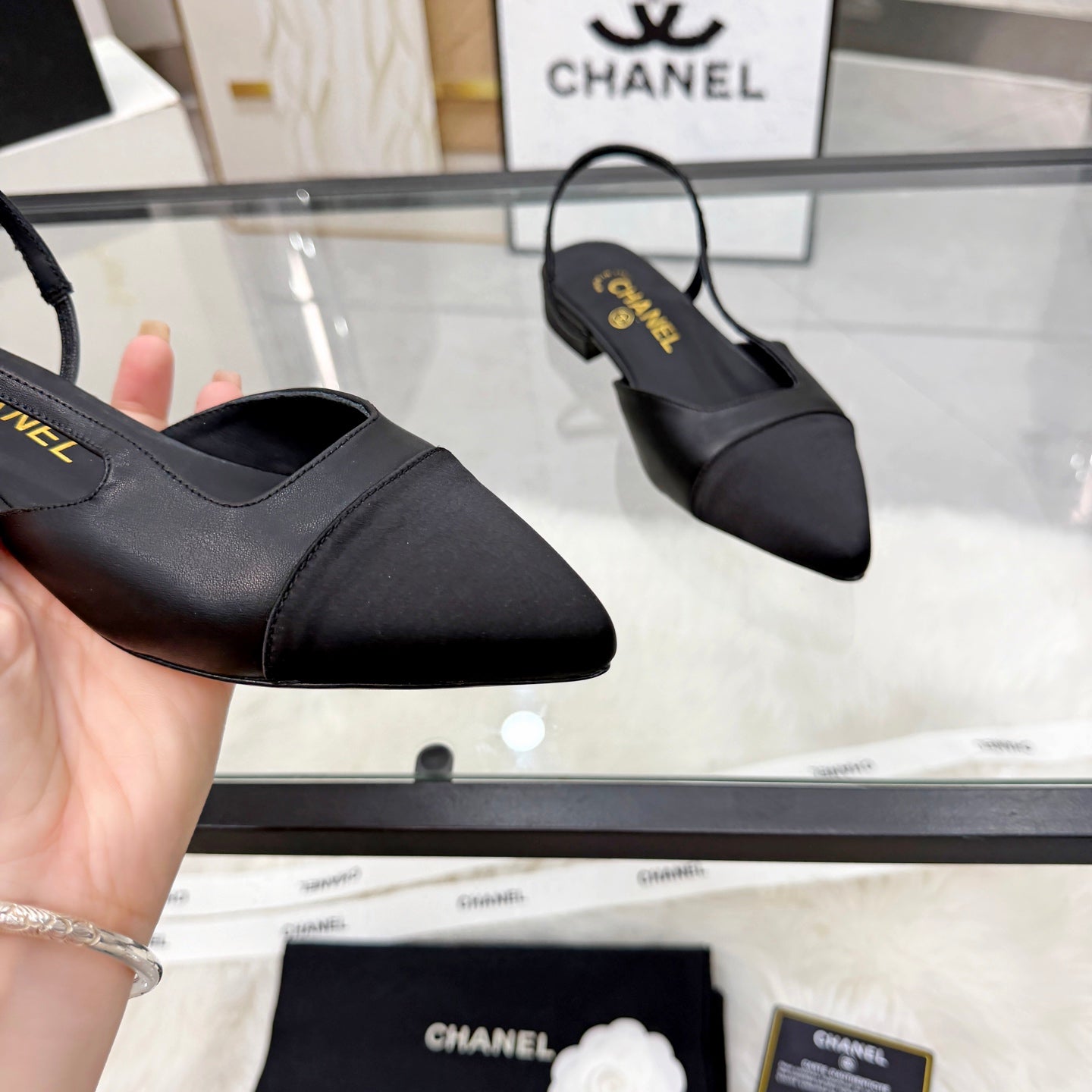 CC Slingback Flats Black Cowhide Leather 873858