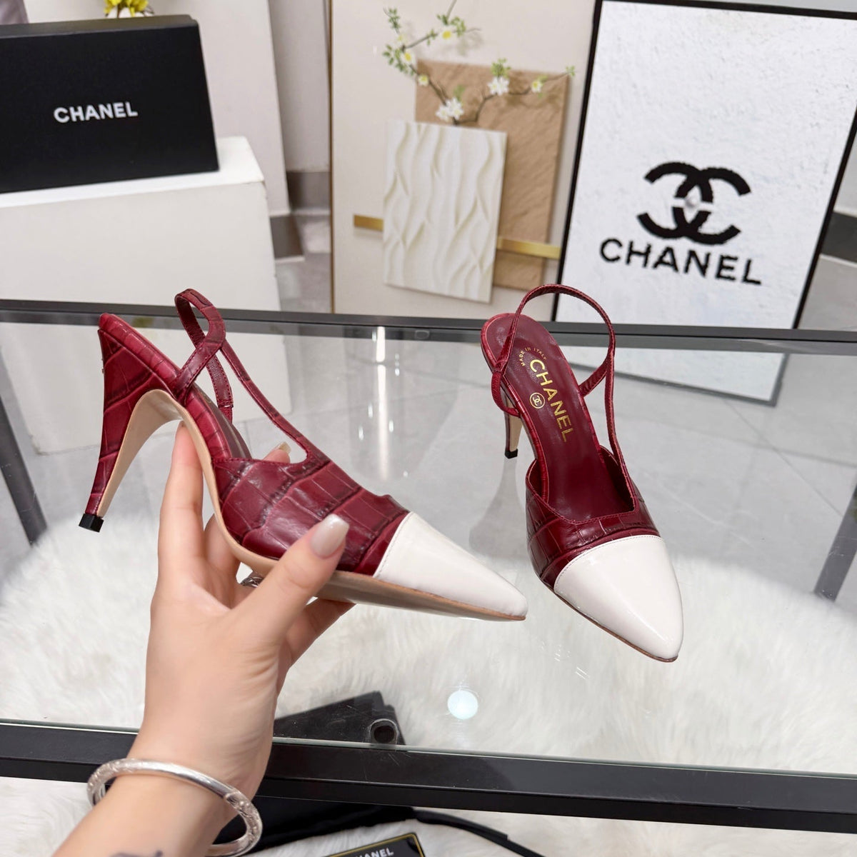 CC Crocodile-Embossed Slingback Pumps Burgundy Cowhide Leather 873843
