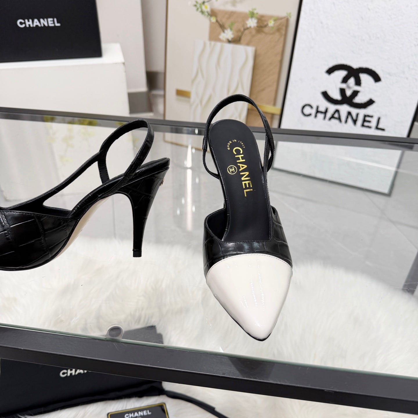 CC Crocodile-Embossed Slingback Pumps Black Cowhide Leather 873844