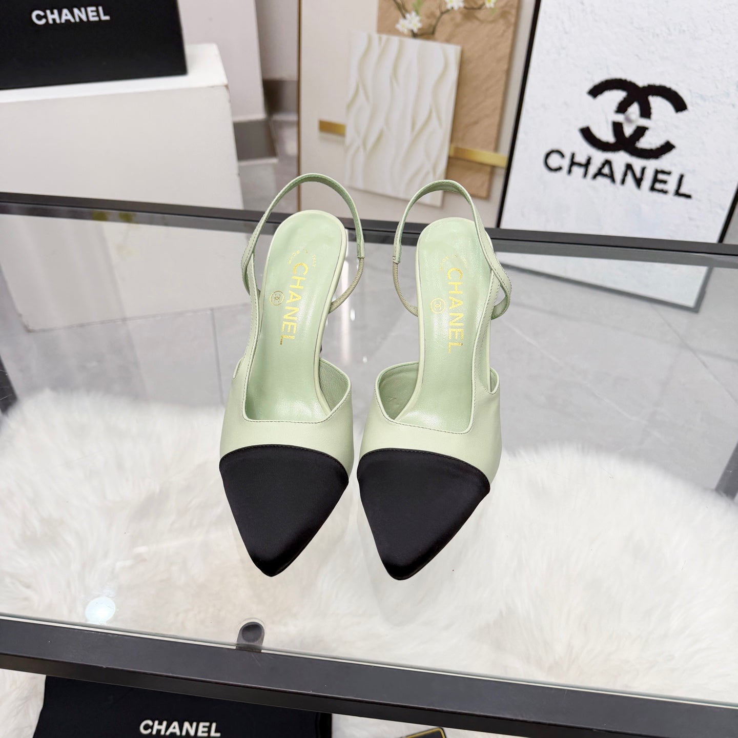 CC Slingback Pumps Lime Green Cowhide Leather 873846