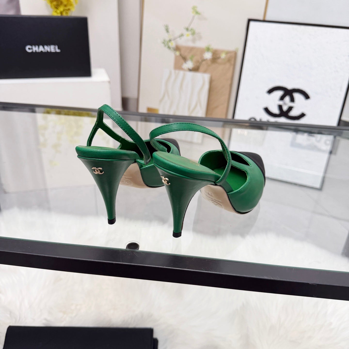 CC Slingback Pumps Green Cowhide Leather 873847