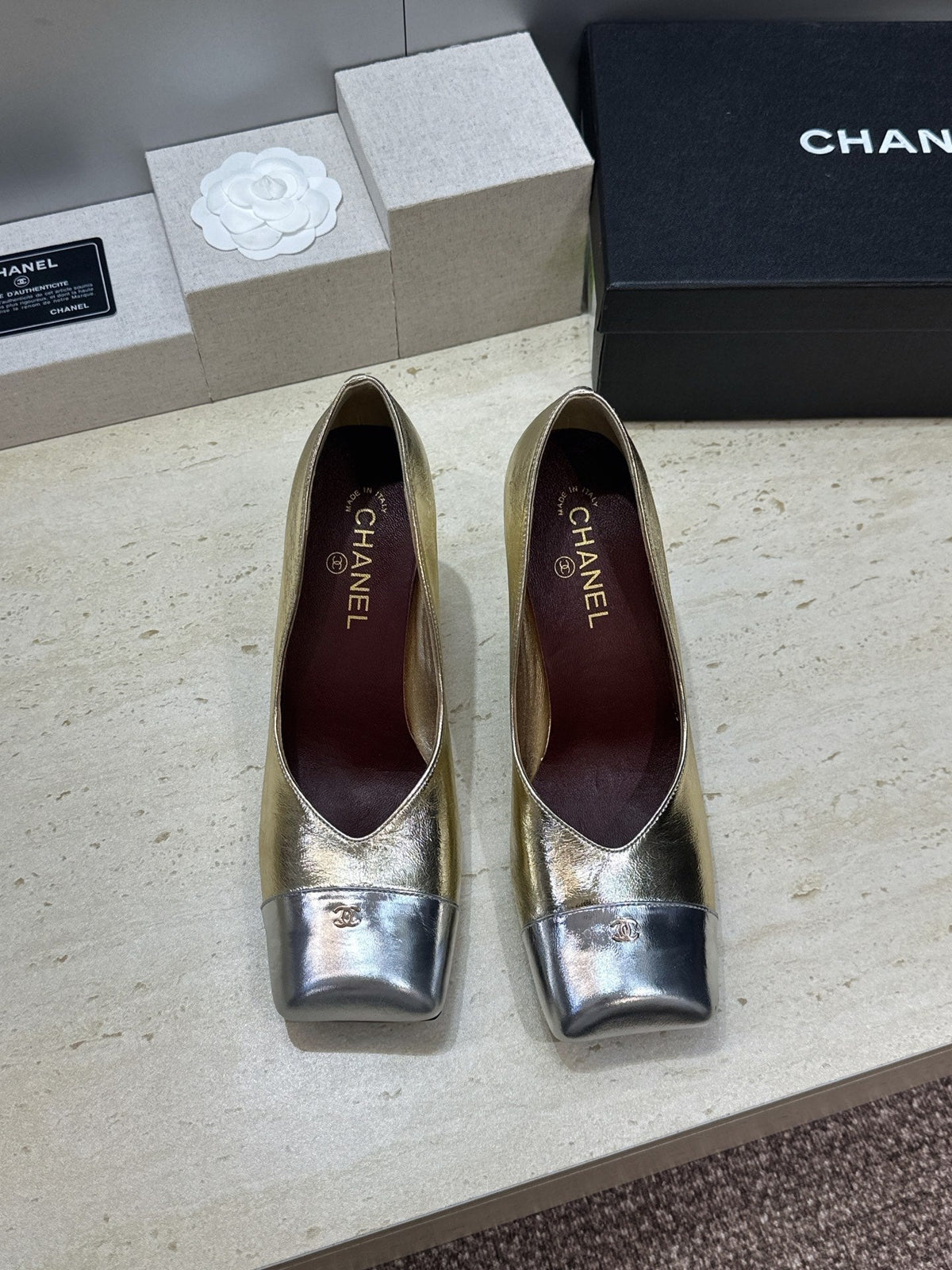 CC Square Toe Block Heel Pumps 90mm Gold Metallic Patent Leather 896864
