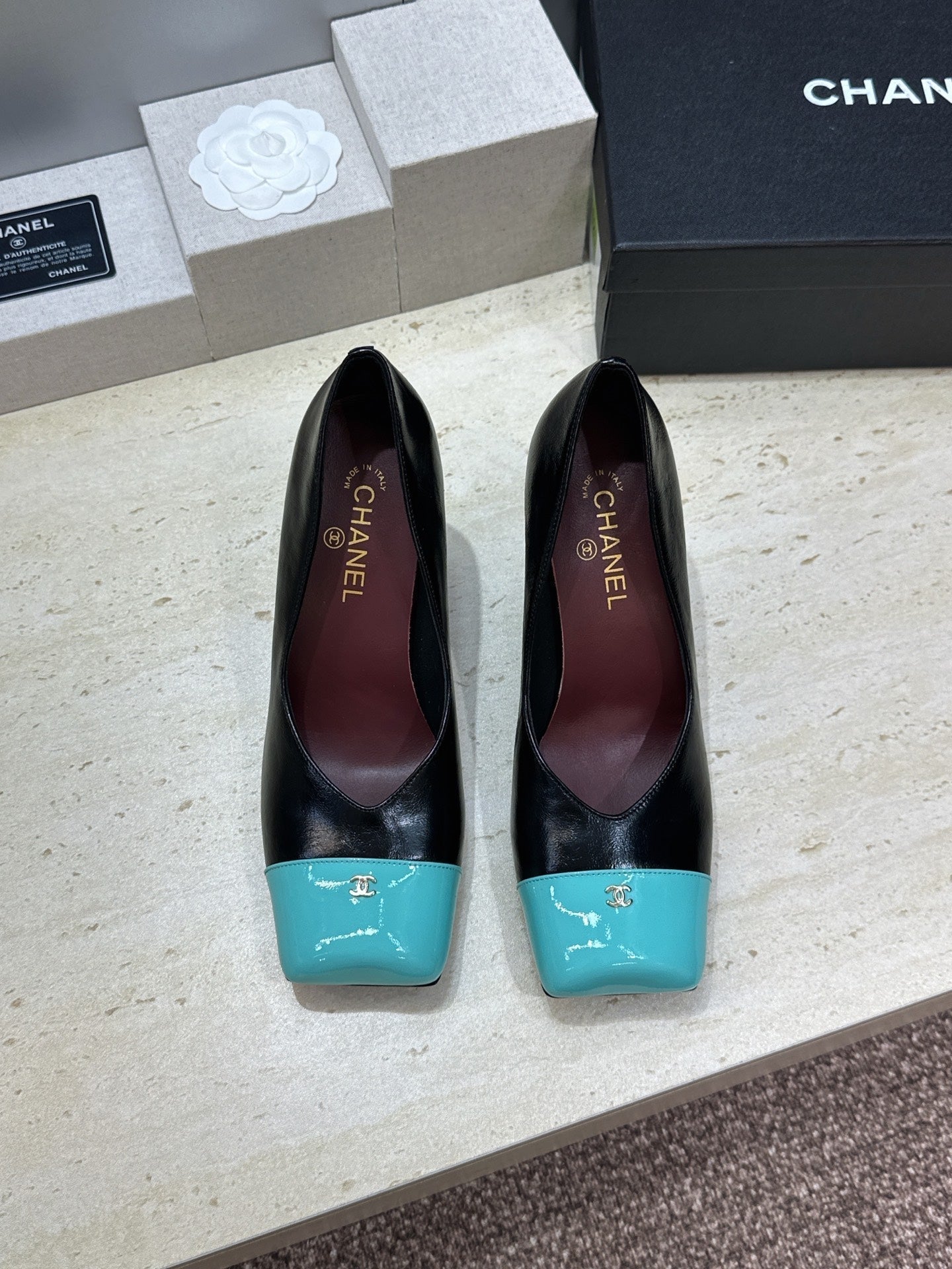 CC Square Toe Block Heel Pumps 90mm Black Teal Patent Leather 896863
