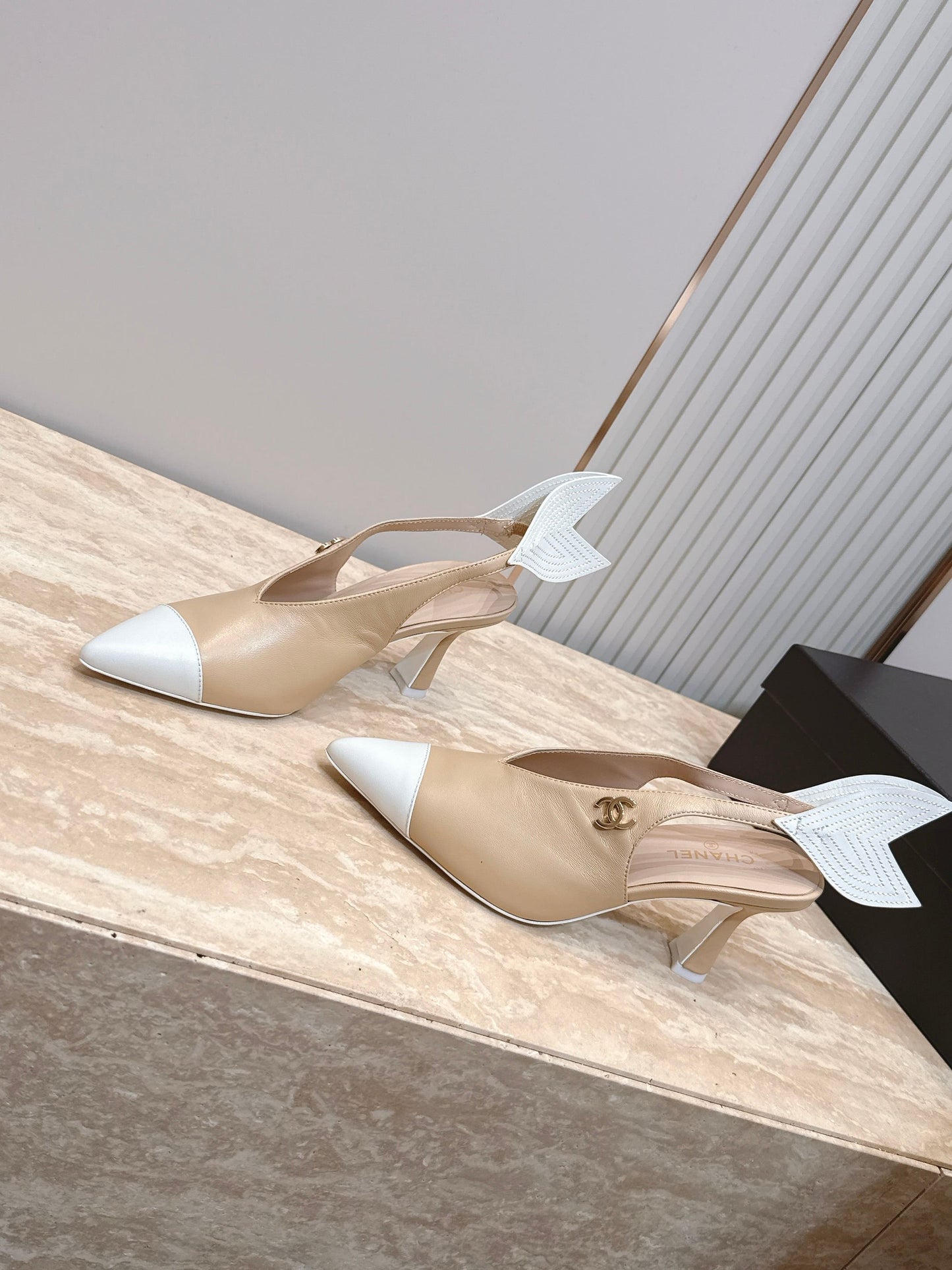 CC Métiers d’art 2026 Slingbacks 9.5cm Beige Lambskin 898980