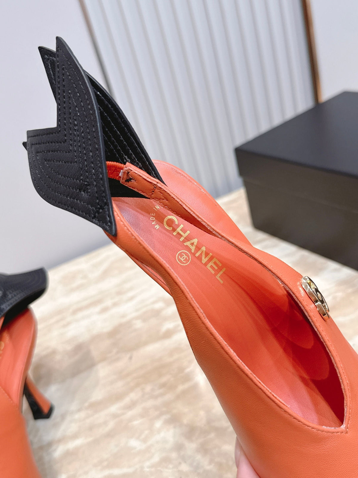 CC Métiers d’art 2026 Slingbacks 9.5cm Coral Orange Lambskin 898978