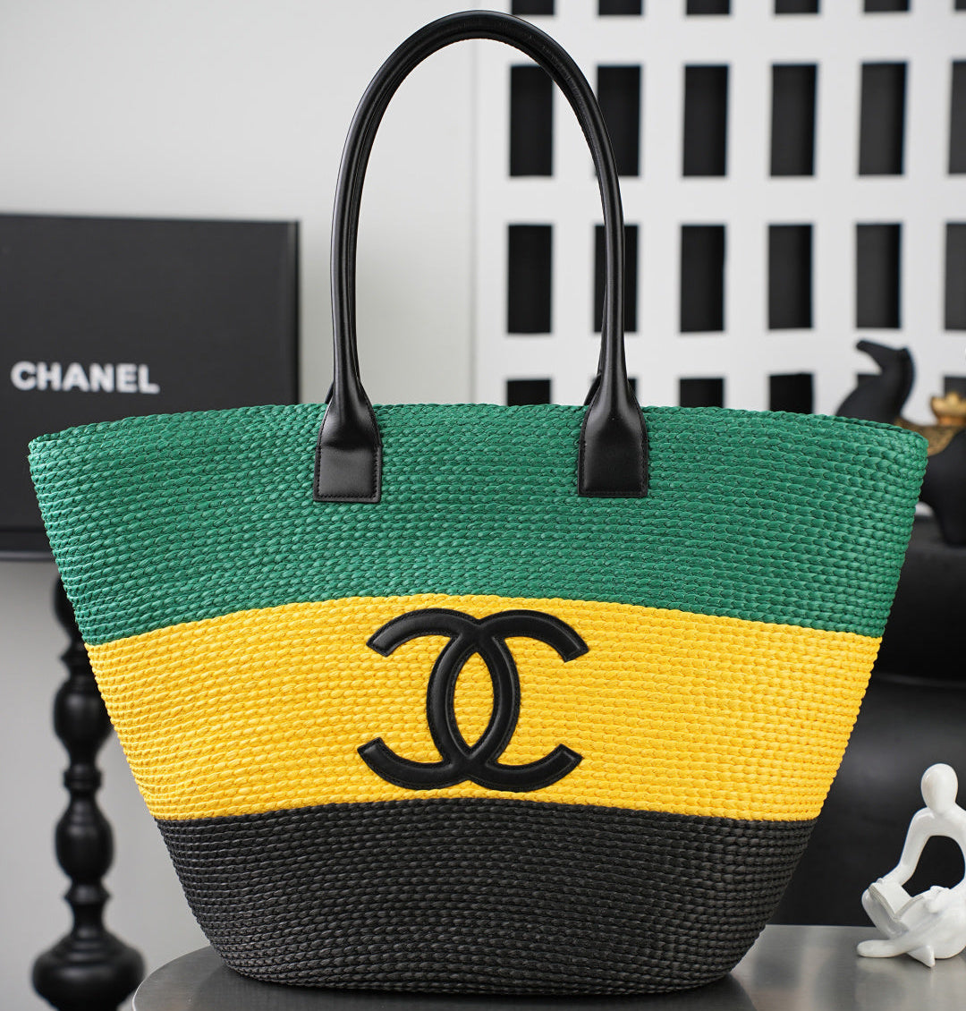 CC Coco Beach Maxi Shopping 58cm Bag Green Yellow Black Braided Raffia 162468
